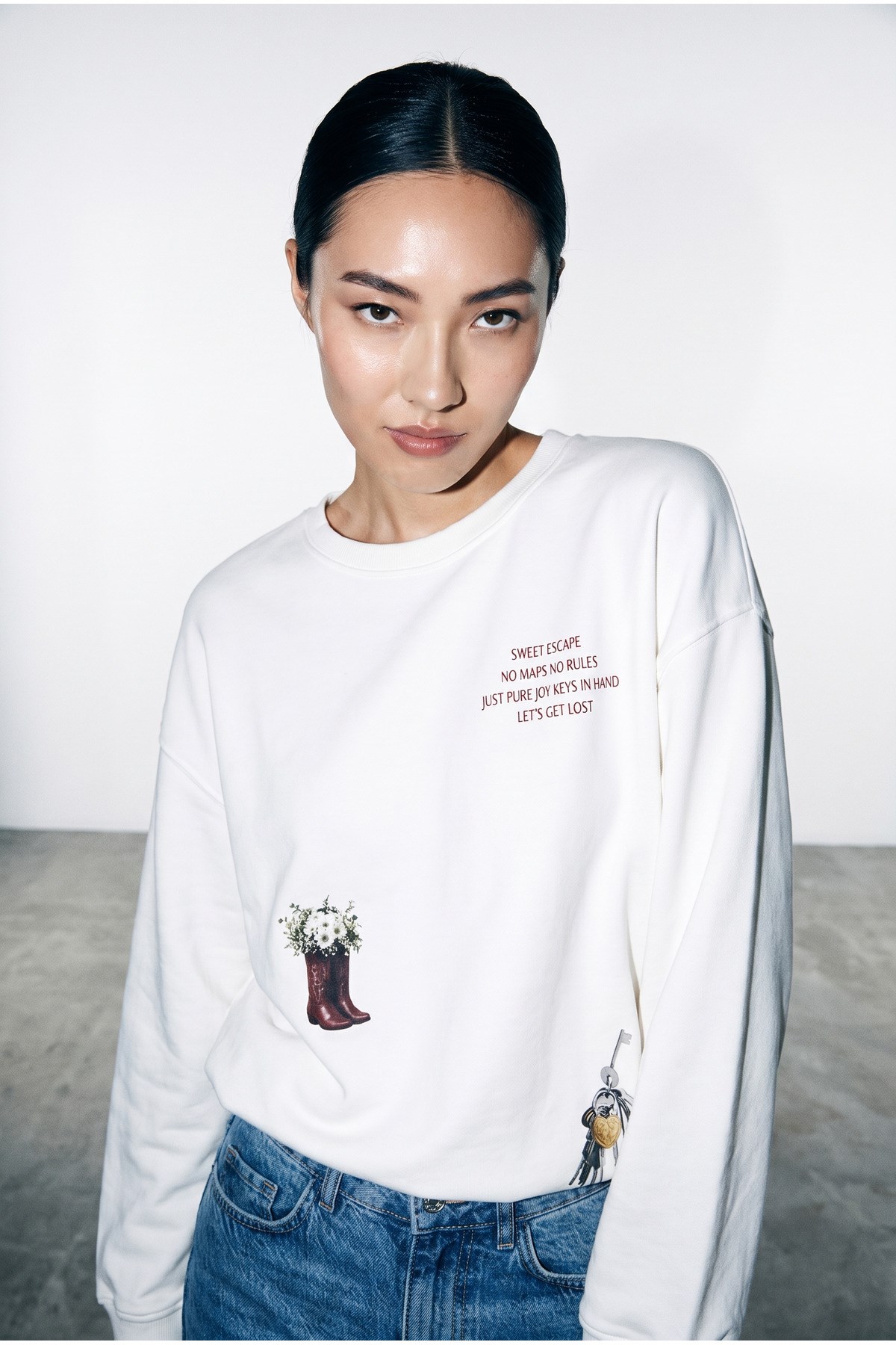 Ekru Amia&Co Bisiklet Yaka Baskı Detaylı Oversize Sweatshirt