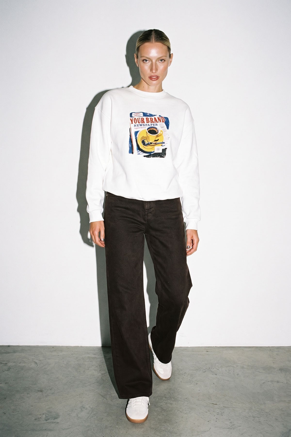 Ekru Amia&Co Marka Bisiklet Yaka Oversize Baskı Detaylı Sweatshirt