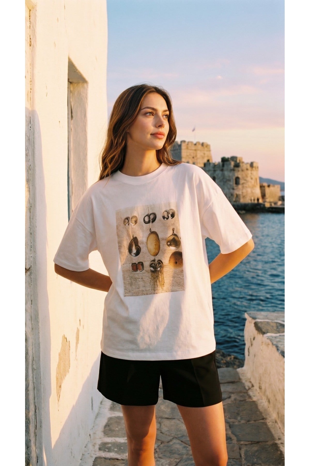 Ekru Amia&Co.Oversize Baskılı Bisiklet Yaka Basic Kısa Kollu Kadın T-Shirt