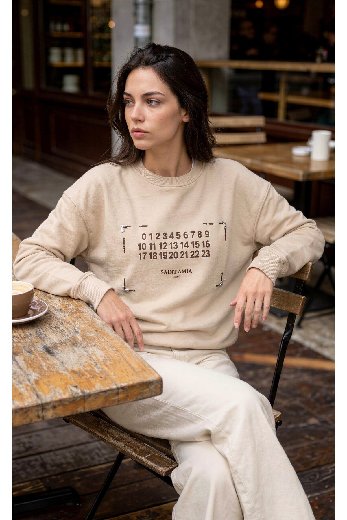 Bej Amia&Co. Bej Oversize Baskılı Kadın Sweatshirt