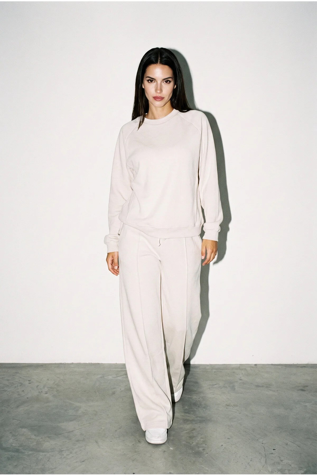 Bej Amia&Co Marka Etek Ucu Lastikli Fermuarlı Sweatshirt & Düz Kesim Eşofman Takımı