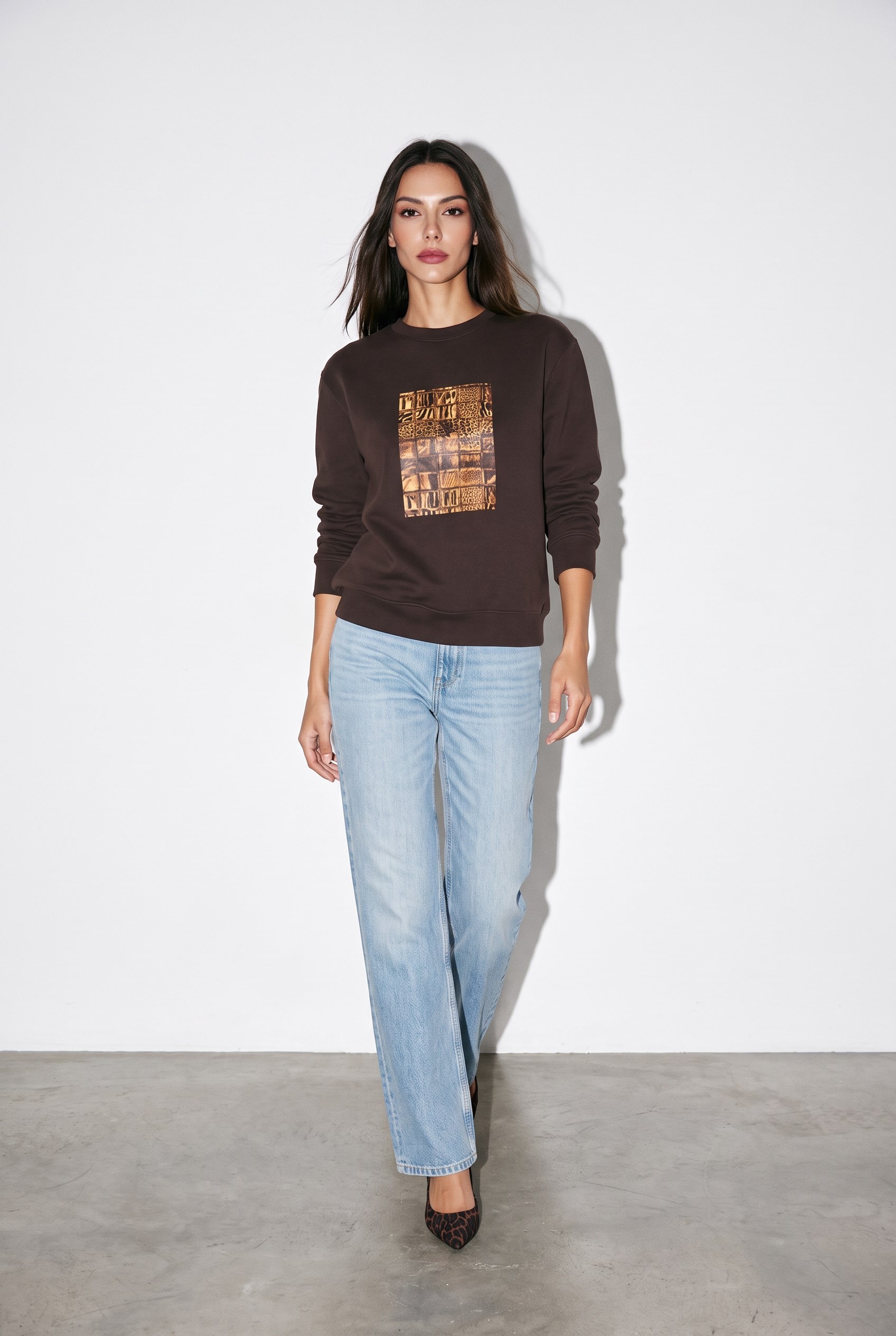 Kahve Amia&Co Bisiklet Yaka Oversize Baskı Detaylı Sweatshirt