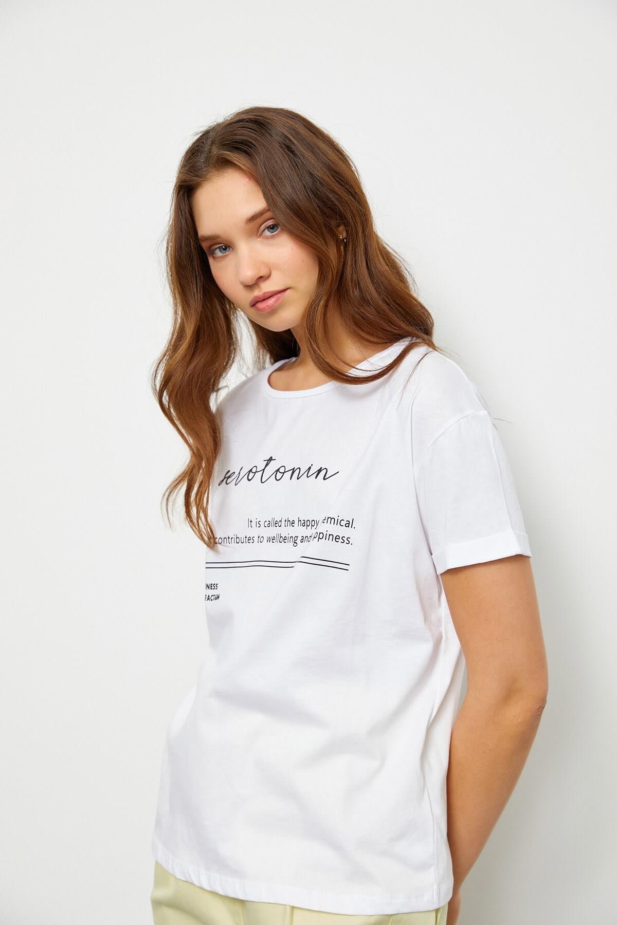 Ekru Slogan Baskılı T-ShirtST060S71190008