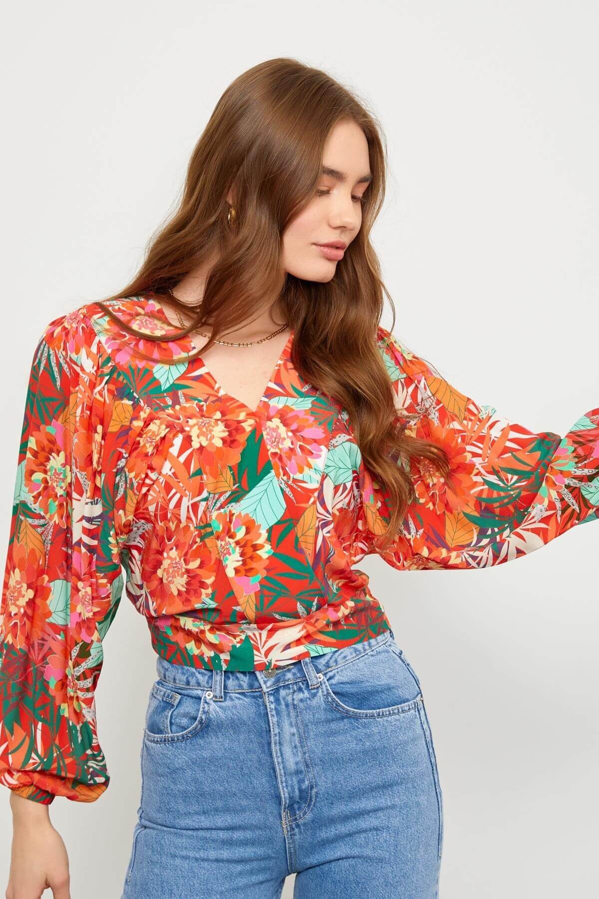 Mercan Floral Desen V Yaka BluzST060S30588001