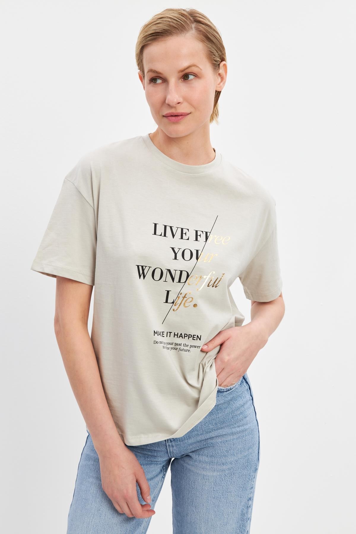 Bej Baskılı Bisiklet Yaka Kısa Kollu T-Shirt Kadın T-Shirt modelleri