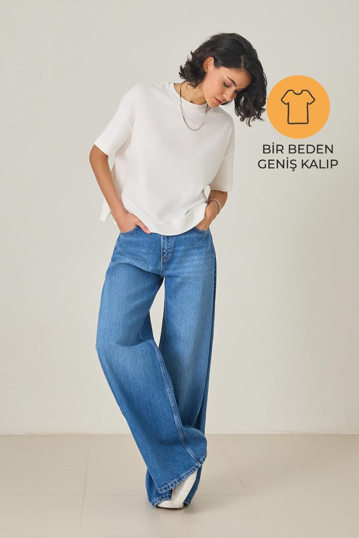 Ekru %100 Pamuklu Kısa Kollu Geniş Kalıp T-Shirt