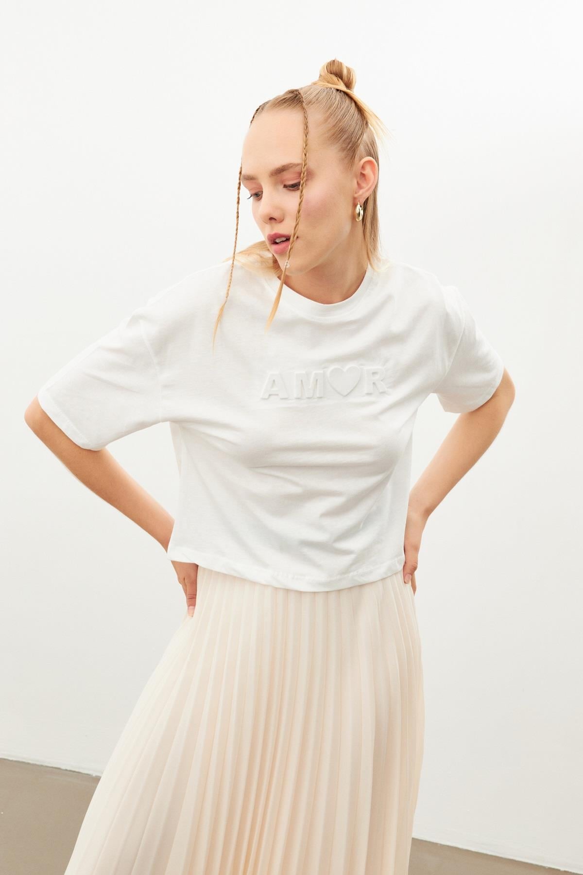 Ekru Basic Bisiklet Yaka Baskılı T-Shirt