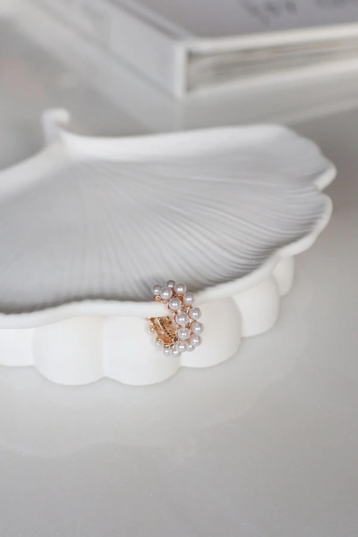 Ekru İki Sıra İncili Ear Cuff Kıkırdak Küpe Kadın Kategorisiz modelleri