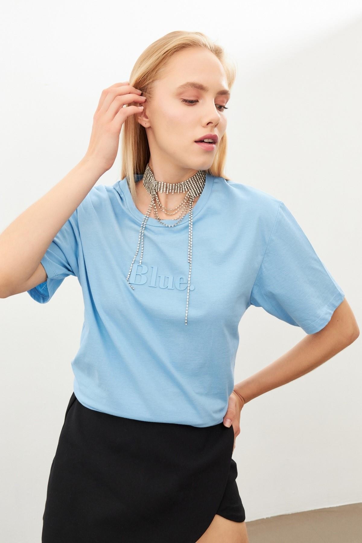 Mavi Kabartmalı Bisiklet Yaka T-Shirt