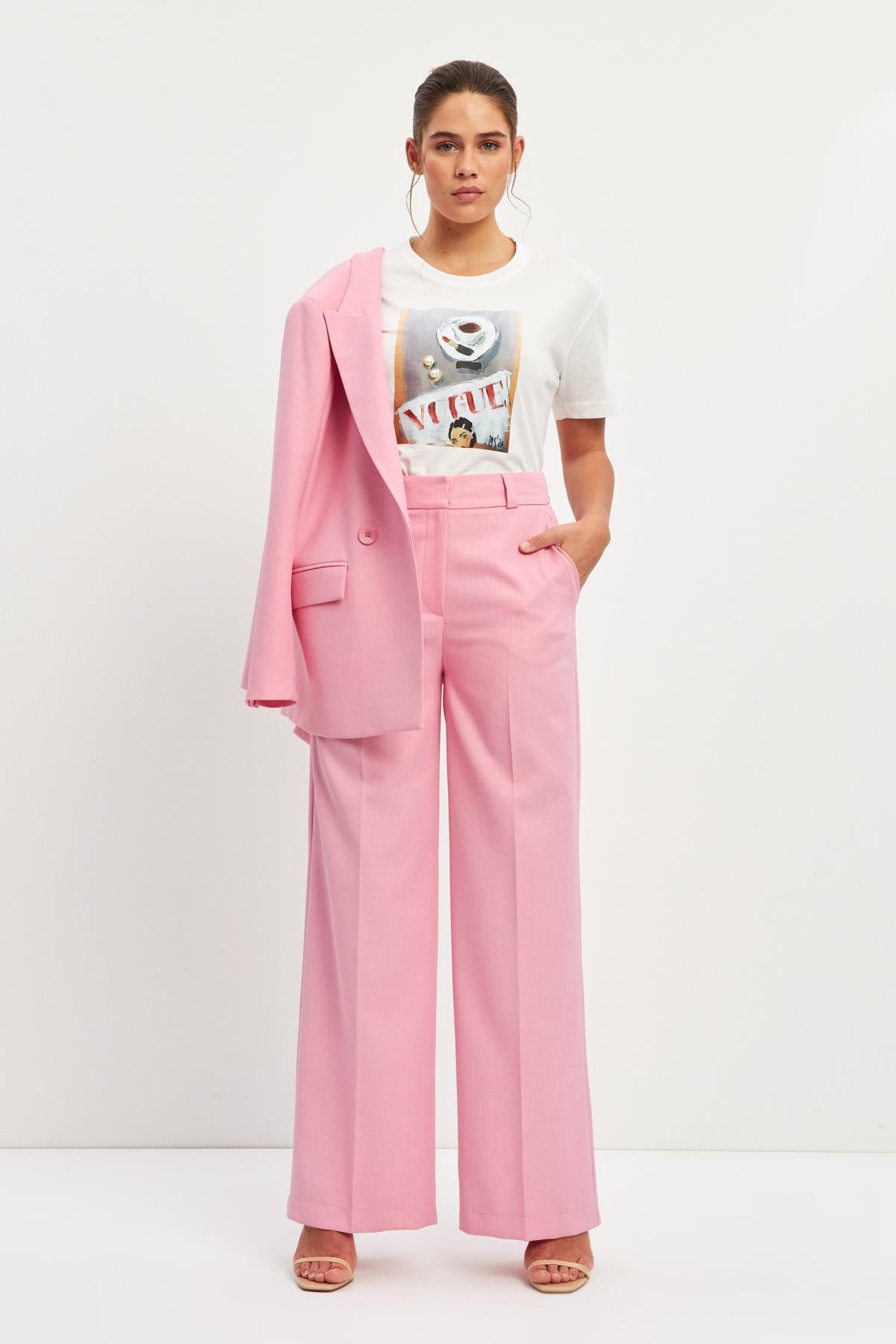 Pembe Rahat Kesim Pantolon