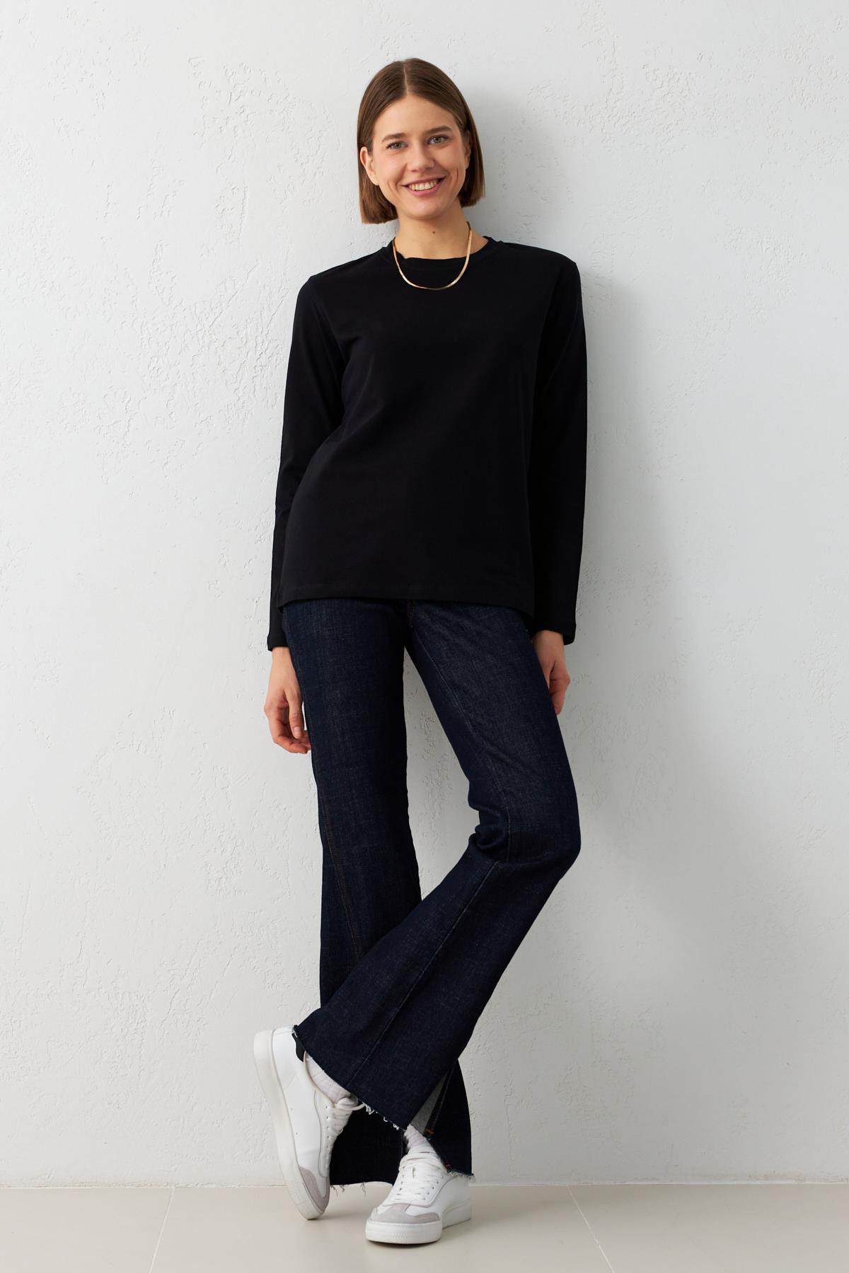 Siyah Bisiklet Yaka Uzun Kollu Sweatshirt Kadın Kategorisiz modelleri