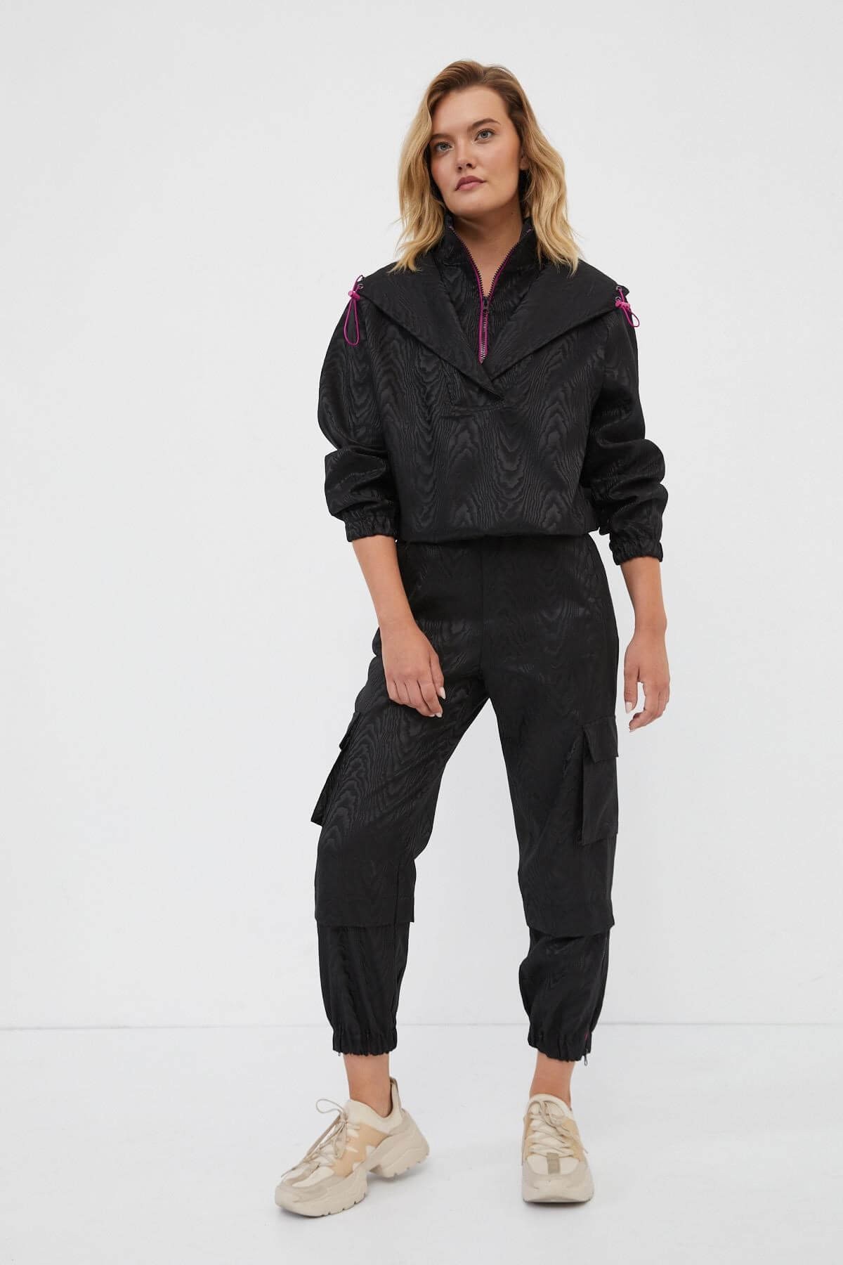 Siyah Jakarlı Sweatshirt Jogger Takım