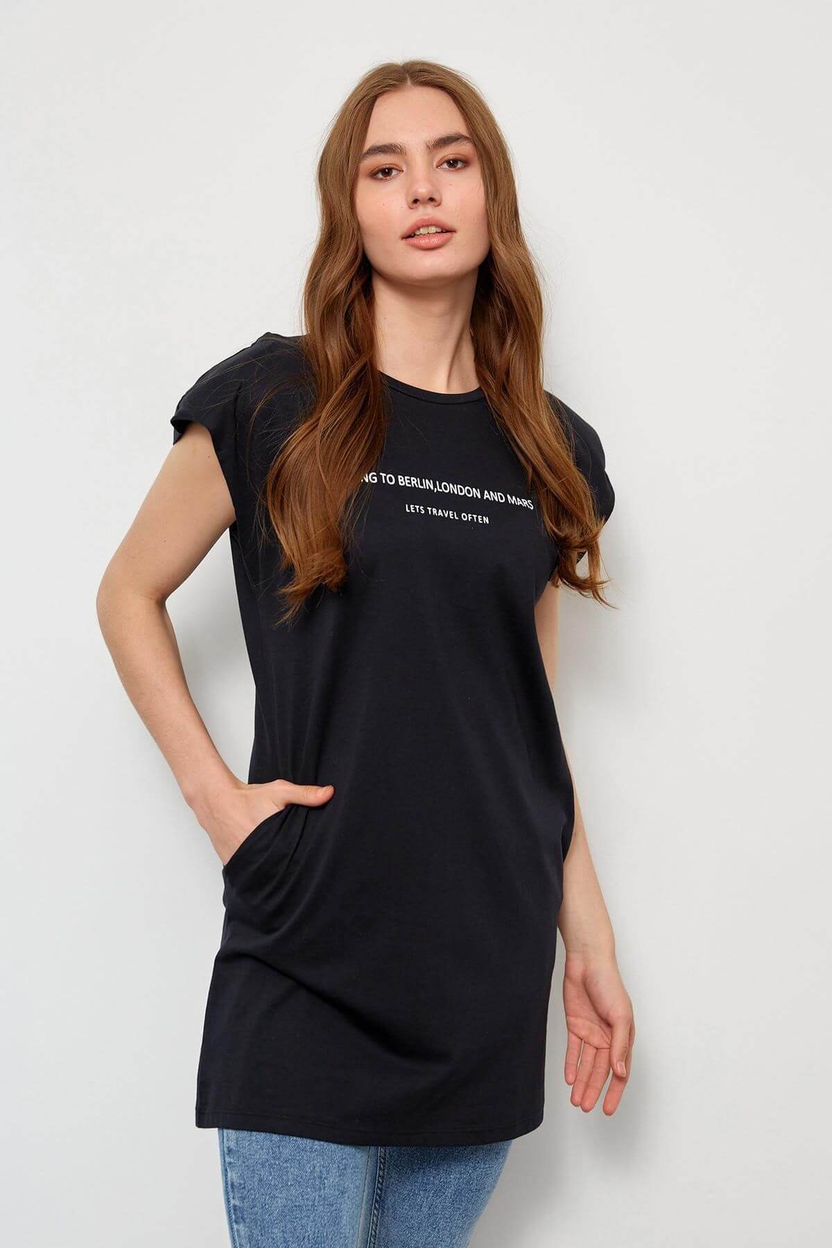 Siyah Vatkalı Kolsuz T-ShirtST060S71228002