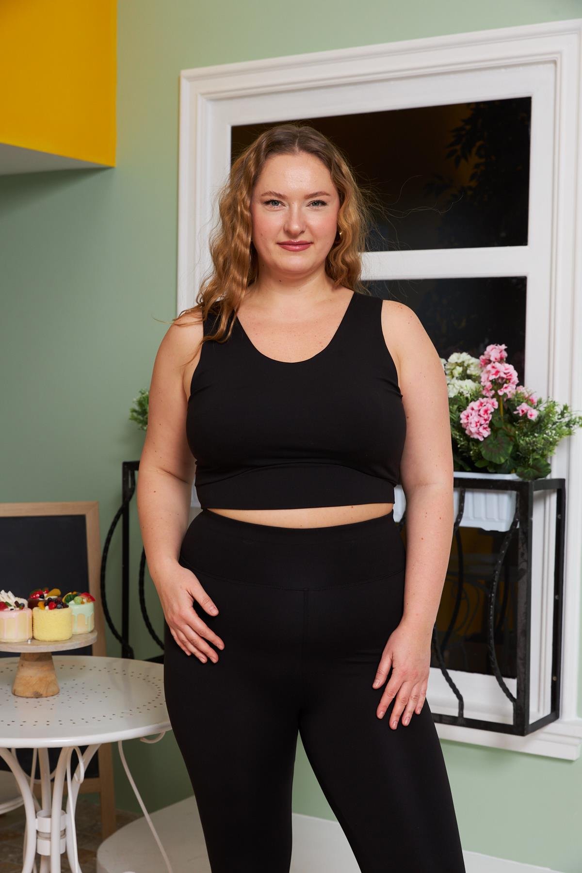 Büyük Beden Spor Crop Siyah