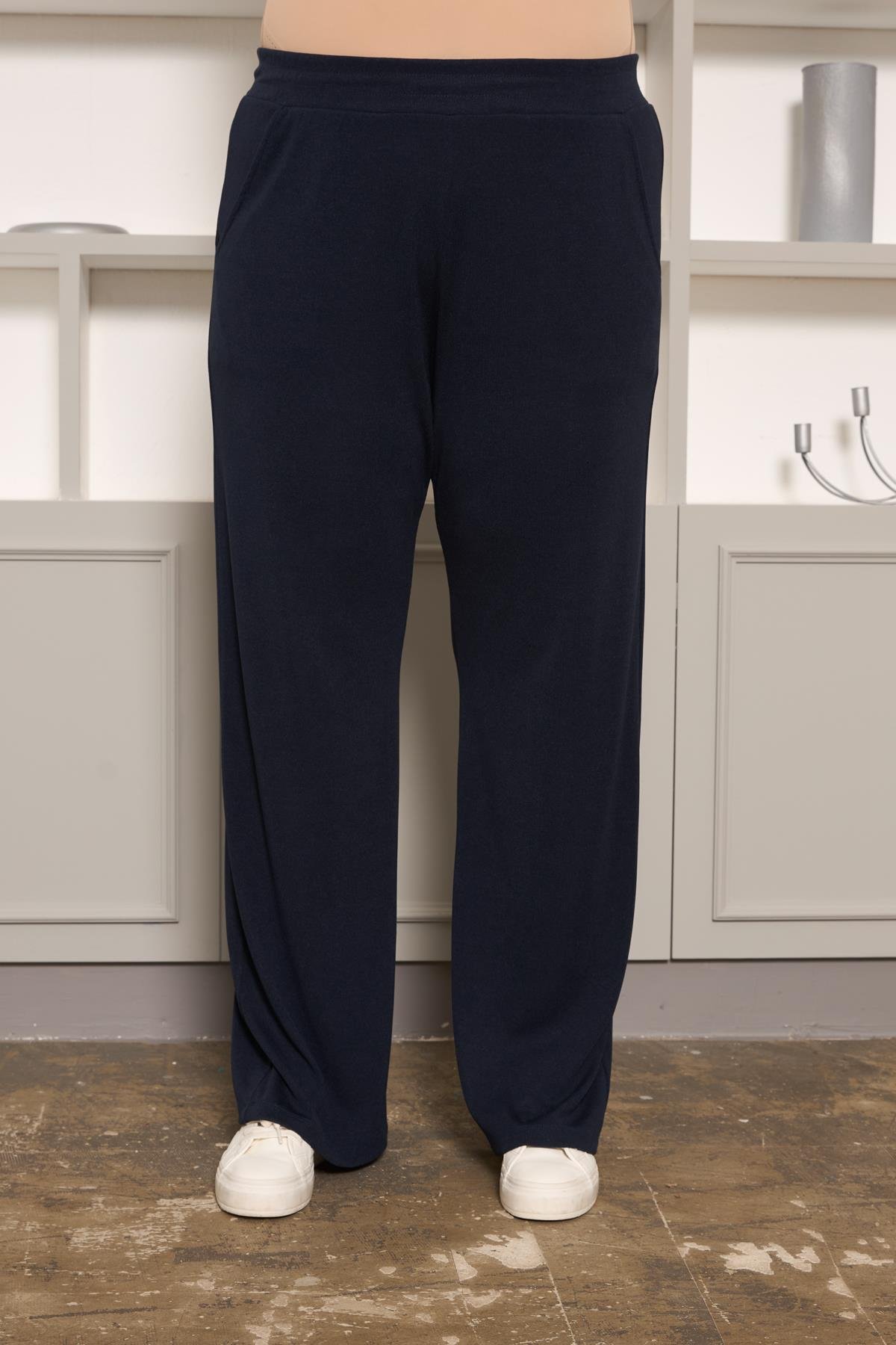 Rahat Kesim Basic Pantolon Lacivert