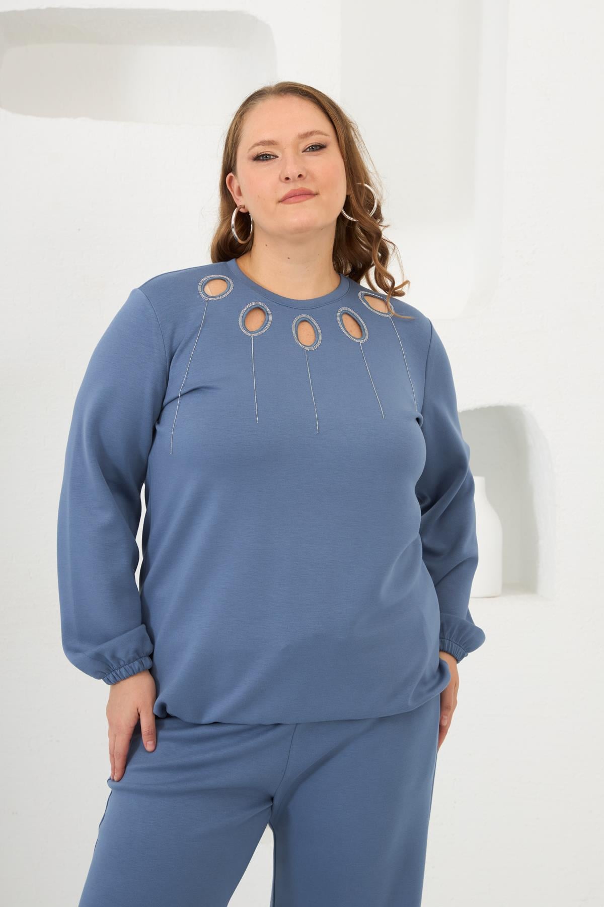Yaka Detaylı Kol ve Eteği Büzgülü Büyük Beden Sweat İndigo