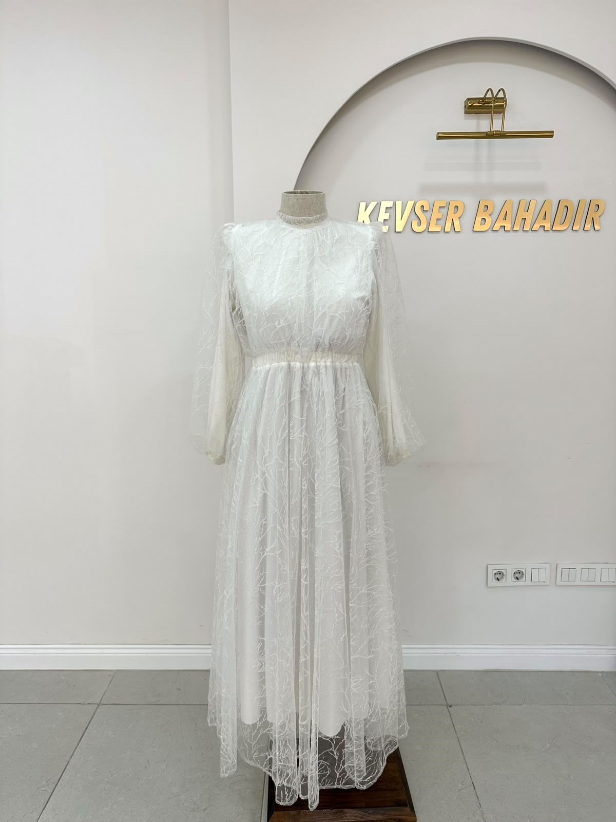 77-DANTELLİ BEYAZ OUTLET