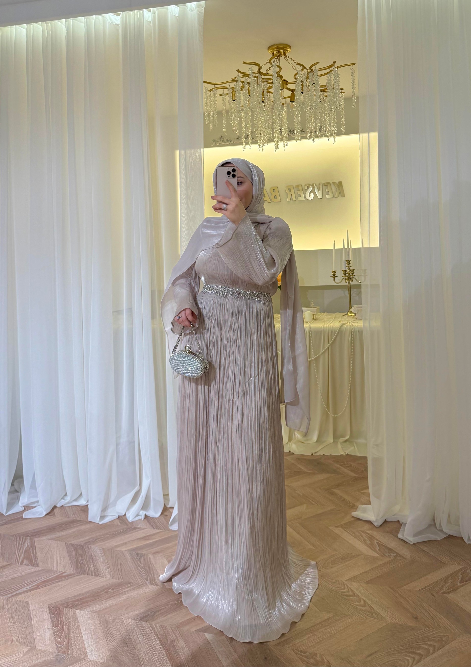 HİRA BEJ
