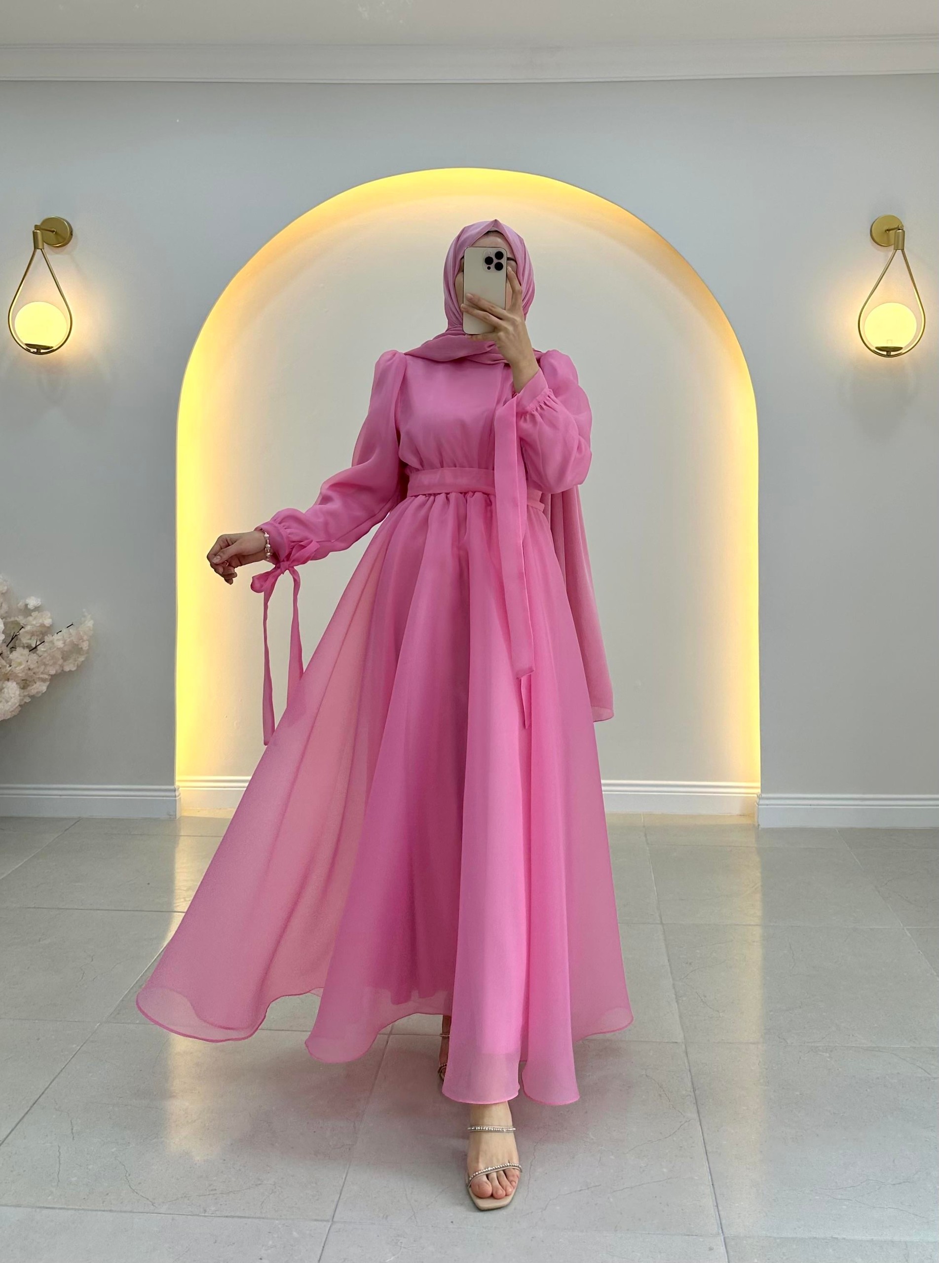 NOVA PEMBE