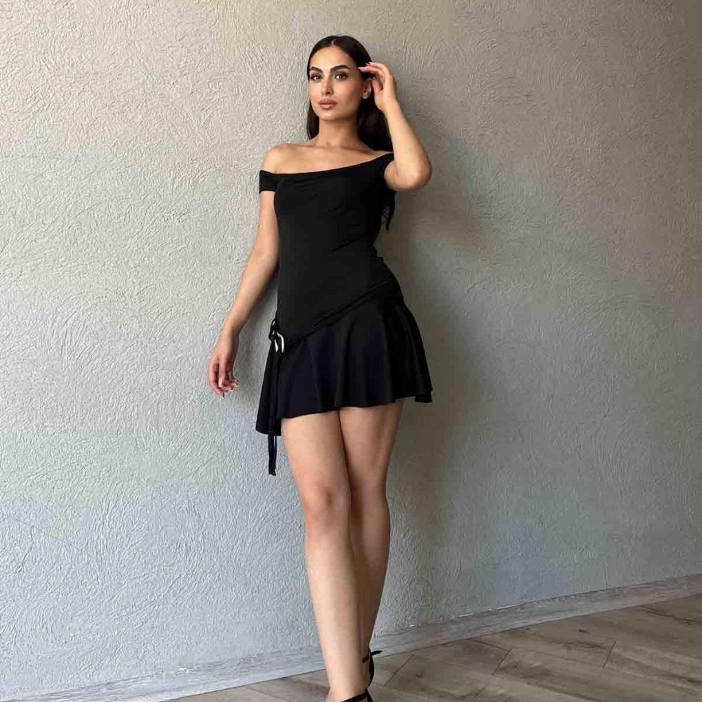 siyah mini elbise