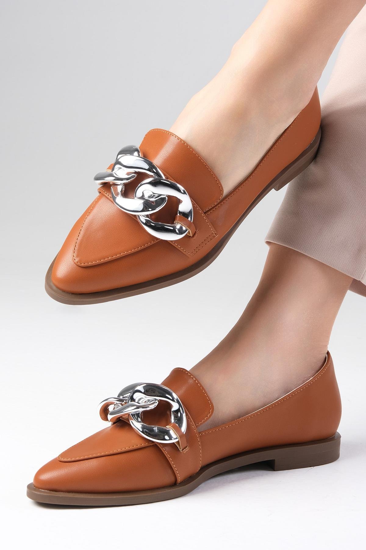 Gianna Taba Zincirli Loafer-DÜZ AYAKKABI-Mio Gusto-01384TAC
