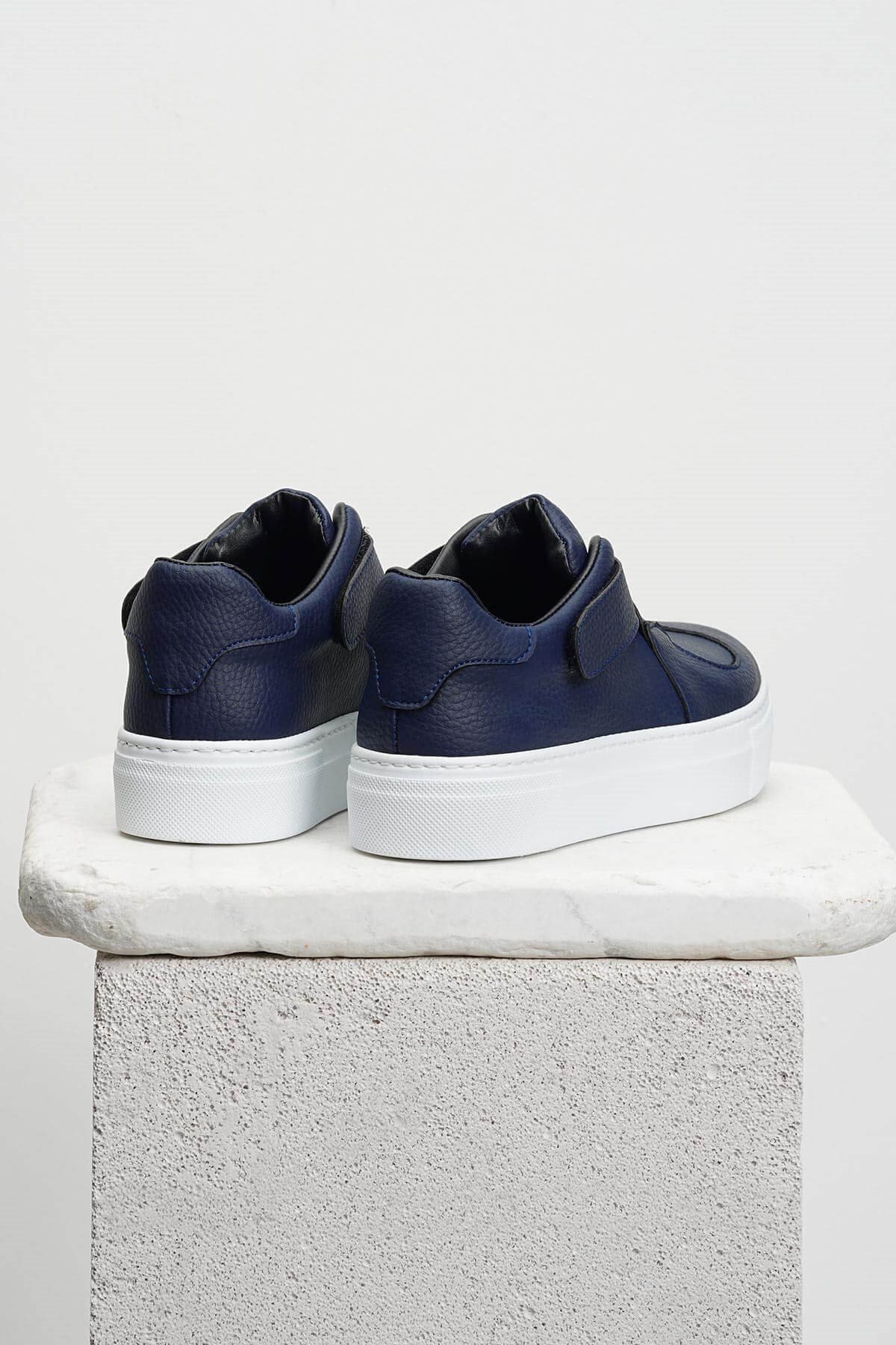 Irma Lacivert Çapraz Cırtlı Sneaker-SPOR-Mio Gusto-05011DBC