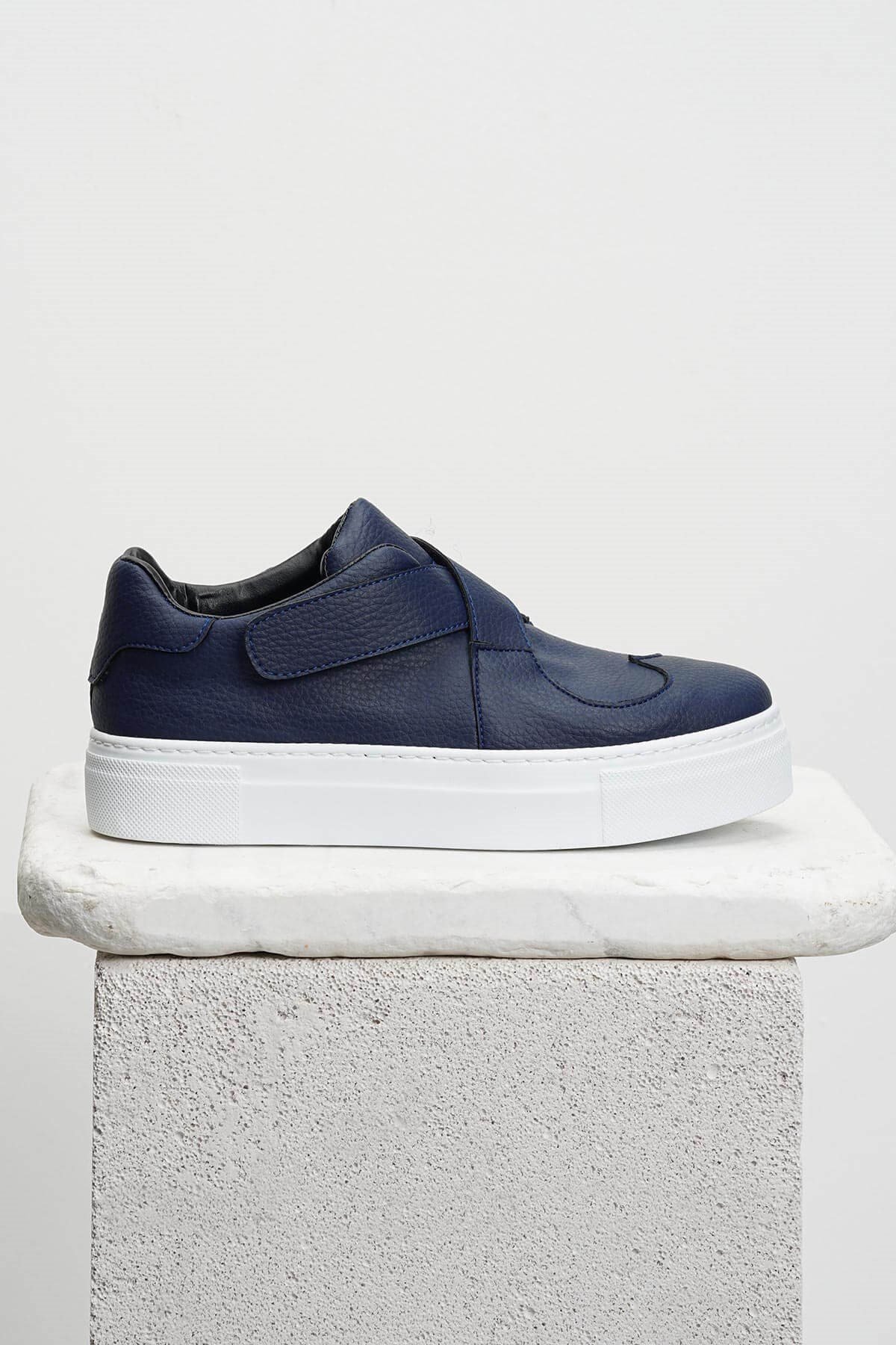 Irma Lacivert Çapraz Cırtlı Sneaker-SPOR-Mio Gusto-05011DBC