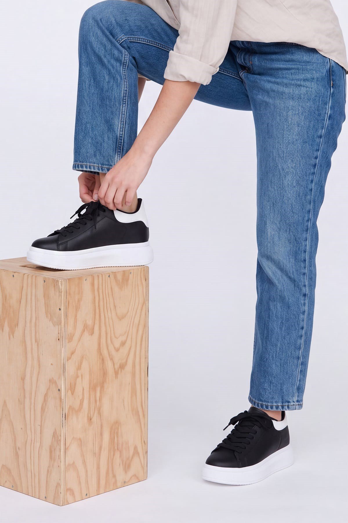 Siyah Boy Uzatan Sneaker 7 cm | Mio Gusto