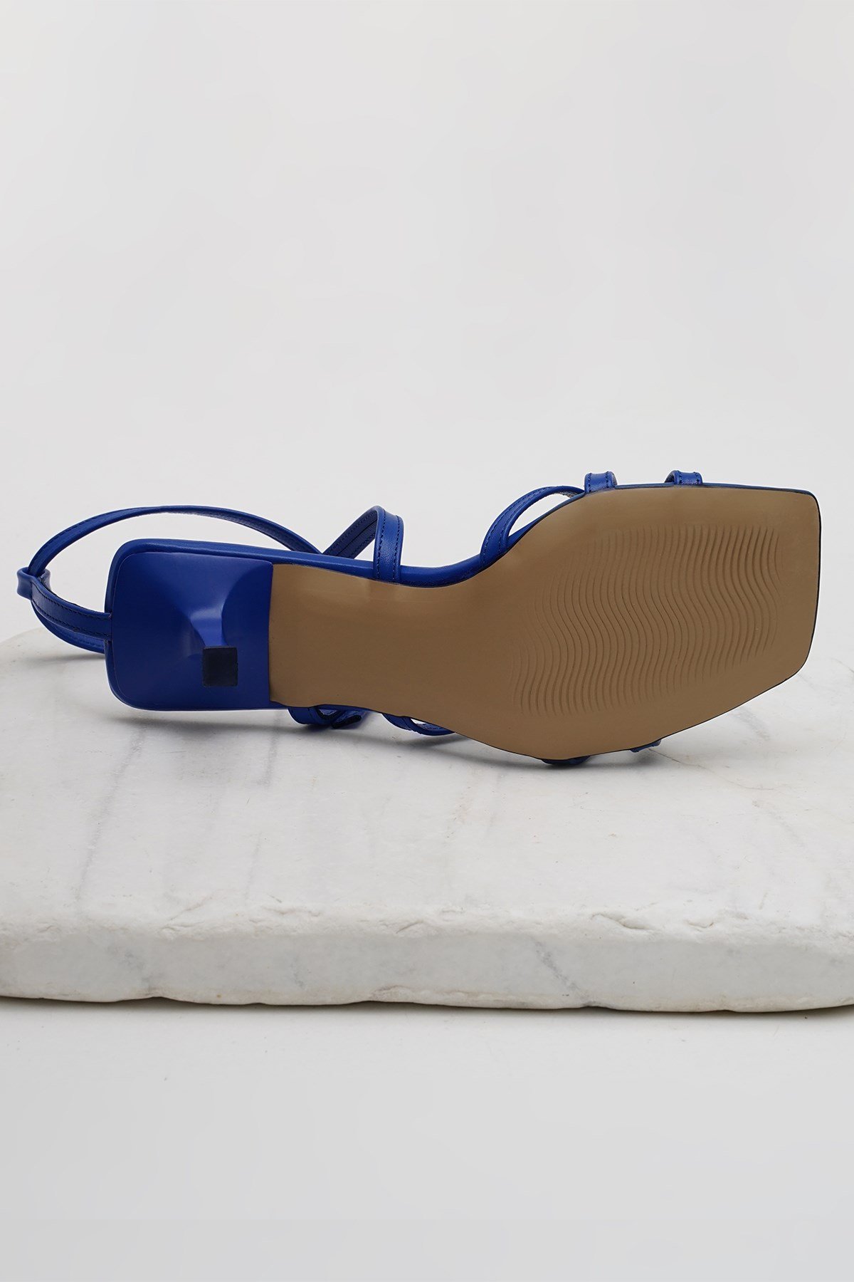 Valeria Saks Mavi Renk Topuklu Sandalet-SANDALET-Mio Gusto-01390SKC
