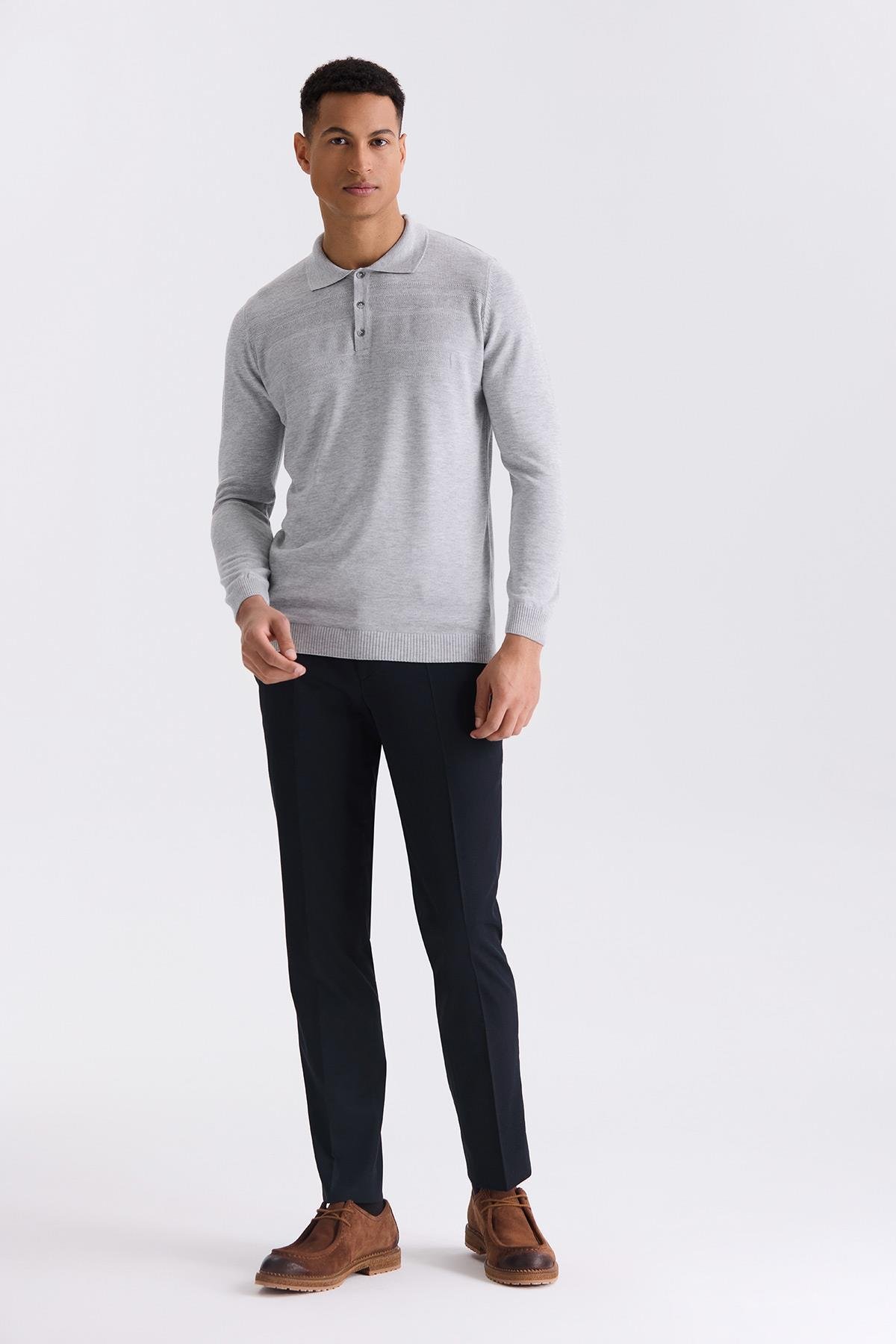 Gri Classic Fit Düğme Detaylı Polo Yaka Triko Kazak