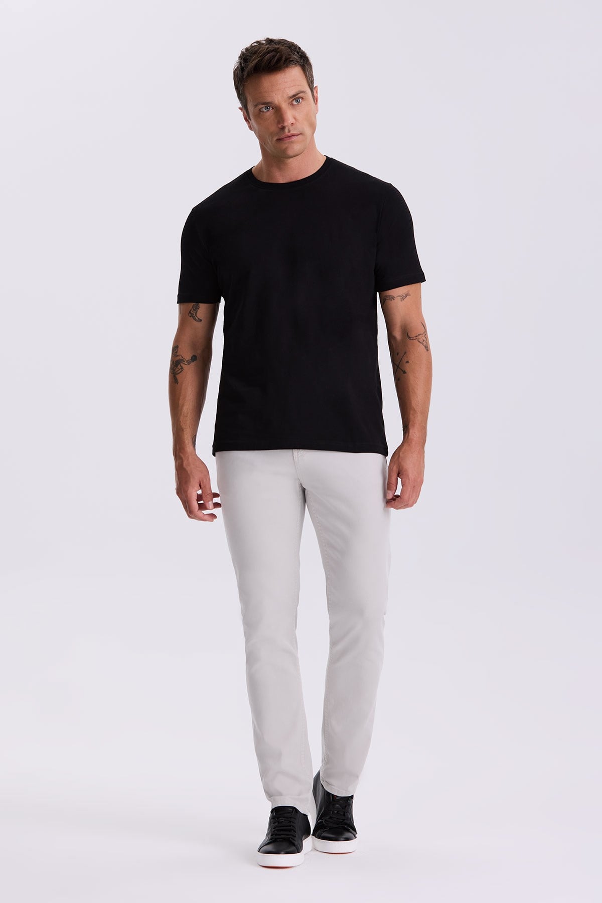 3lü Paket Basic Slim Fit Siyah Beyaz Lacivert %100 Pamuk Bisiklet Yaka T-Shirt