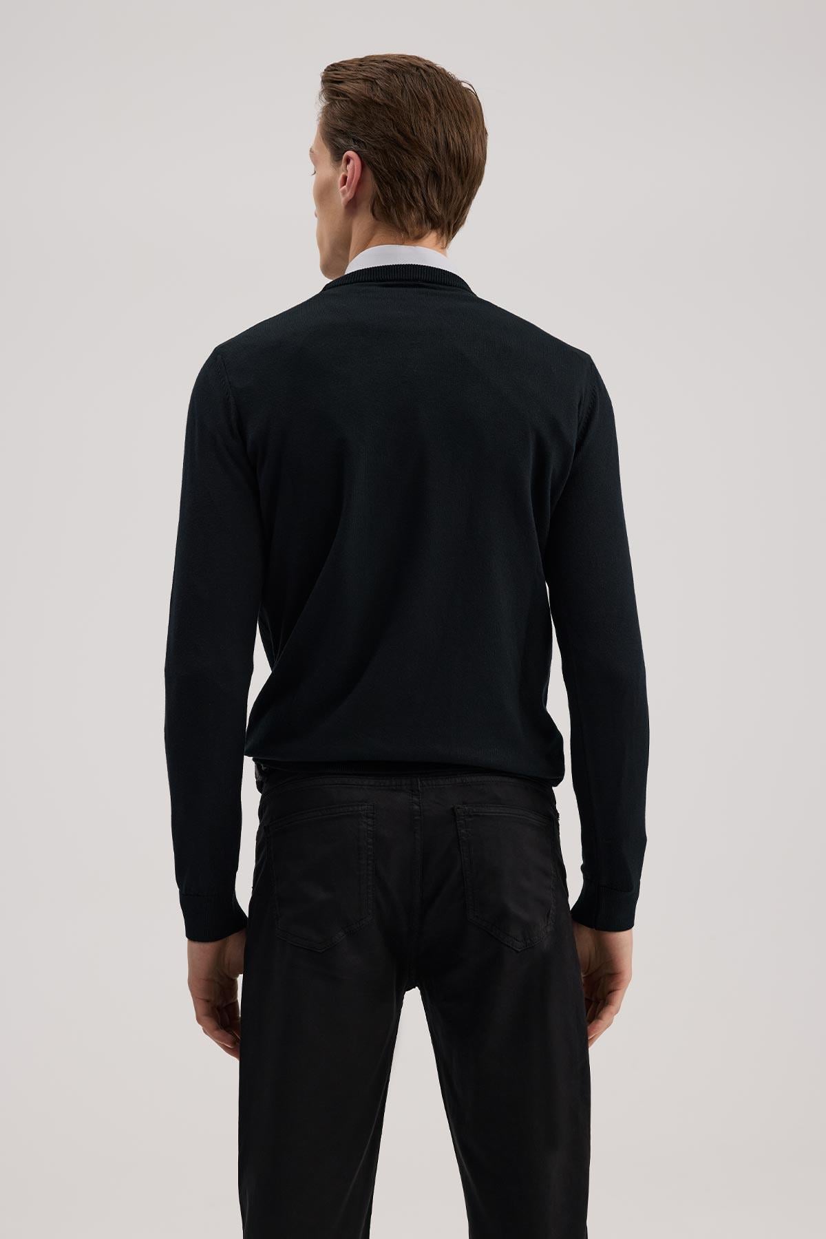 Siyah Slim Fit Desenli Bisiklet Yaka Triko