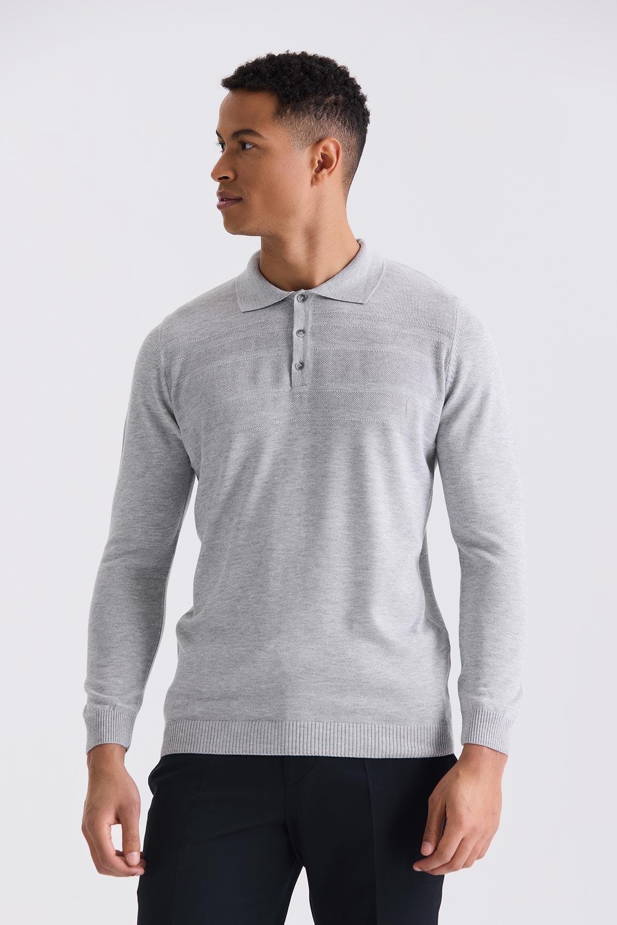 Gri Classic Fit Düğme Detaylı Polo Yaka Triko Kazak