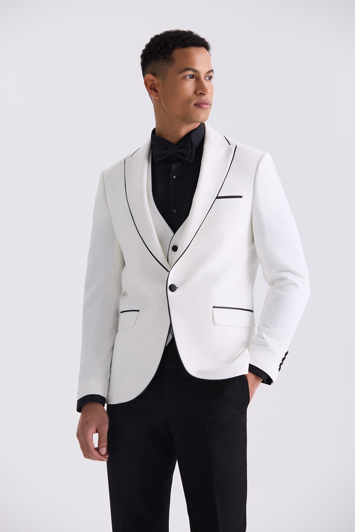 Beyaz Slim Fit Sivri Yaka Yelekli Smokin Takım Elbise
