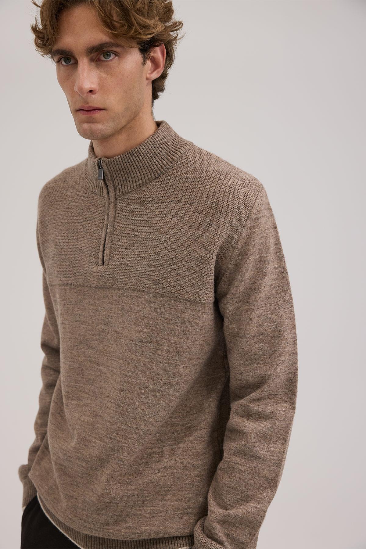 Kahve Dar Kalıp - Slim Fit Triko Fermuarlı