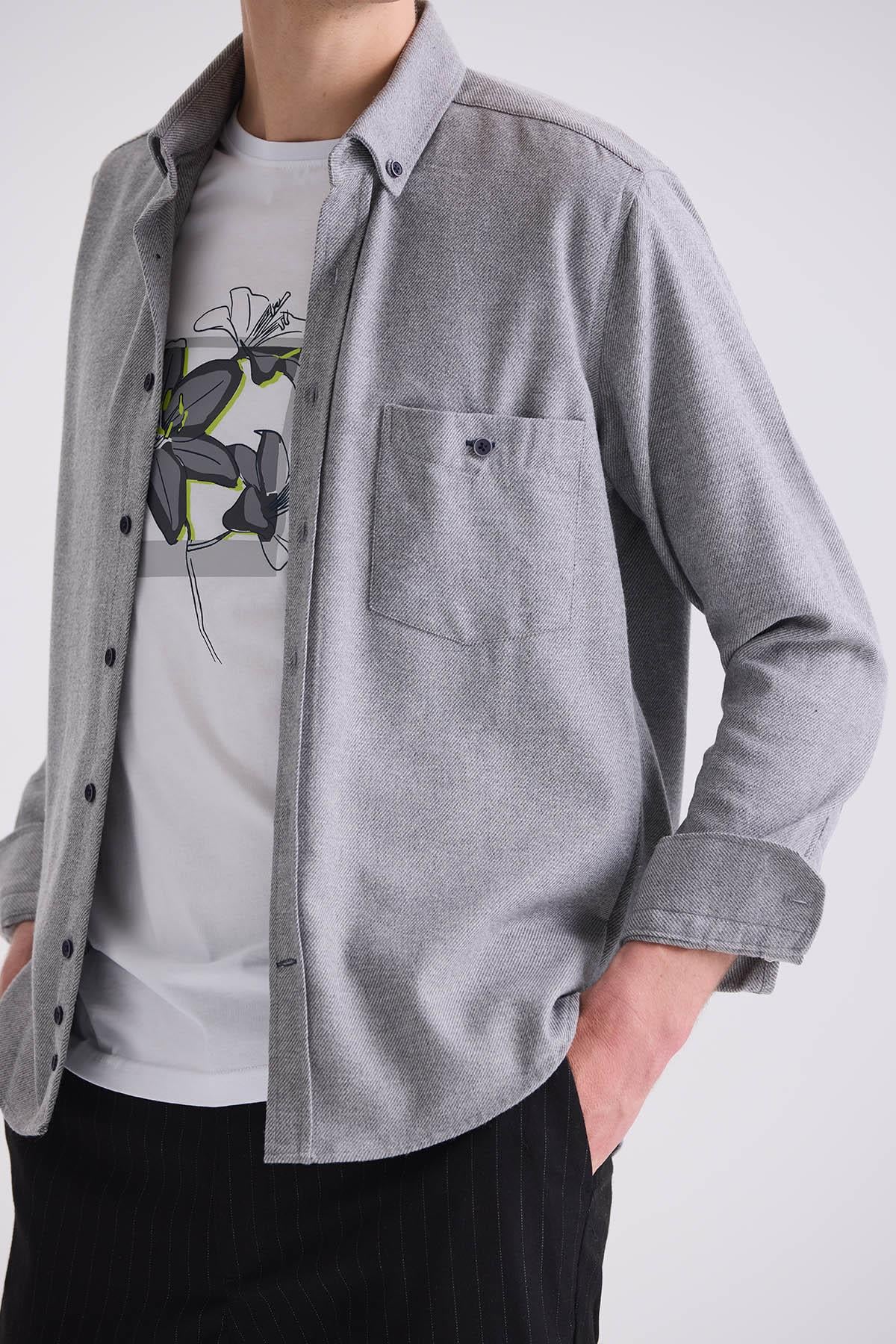 Gri Slim Fit Düğmeli Yaka Pamklu Cepli Gömlek