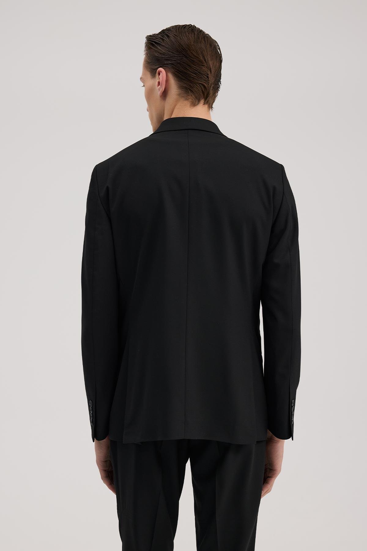 Siyah Slim Fit Sivri Yaka Takım Elbise