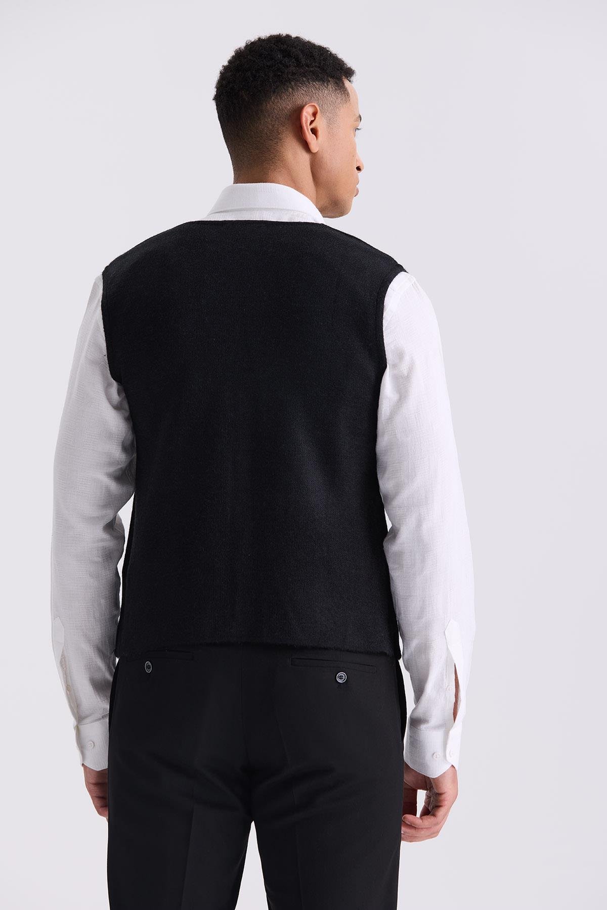 Siyah Slim Fit Düğmeli Triko Yelek
