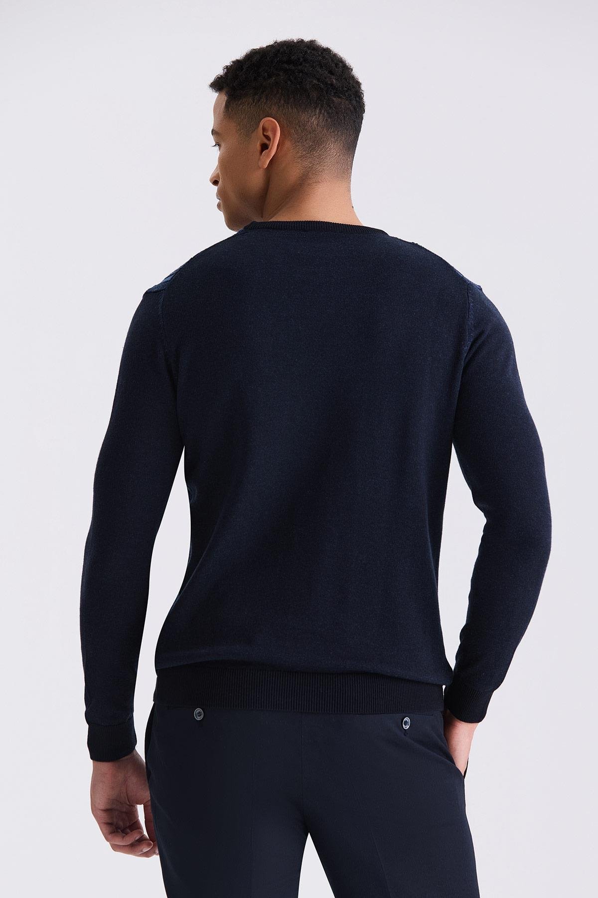 Lacivert / İndigo Slim Fit Bisiklet Yaka Çizgi Desenli Triko Kazak