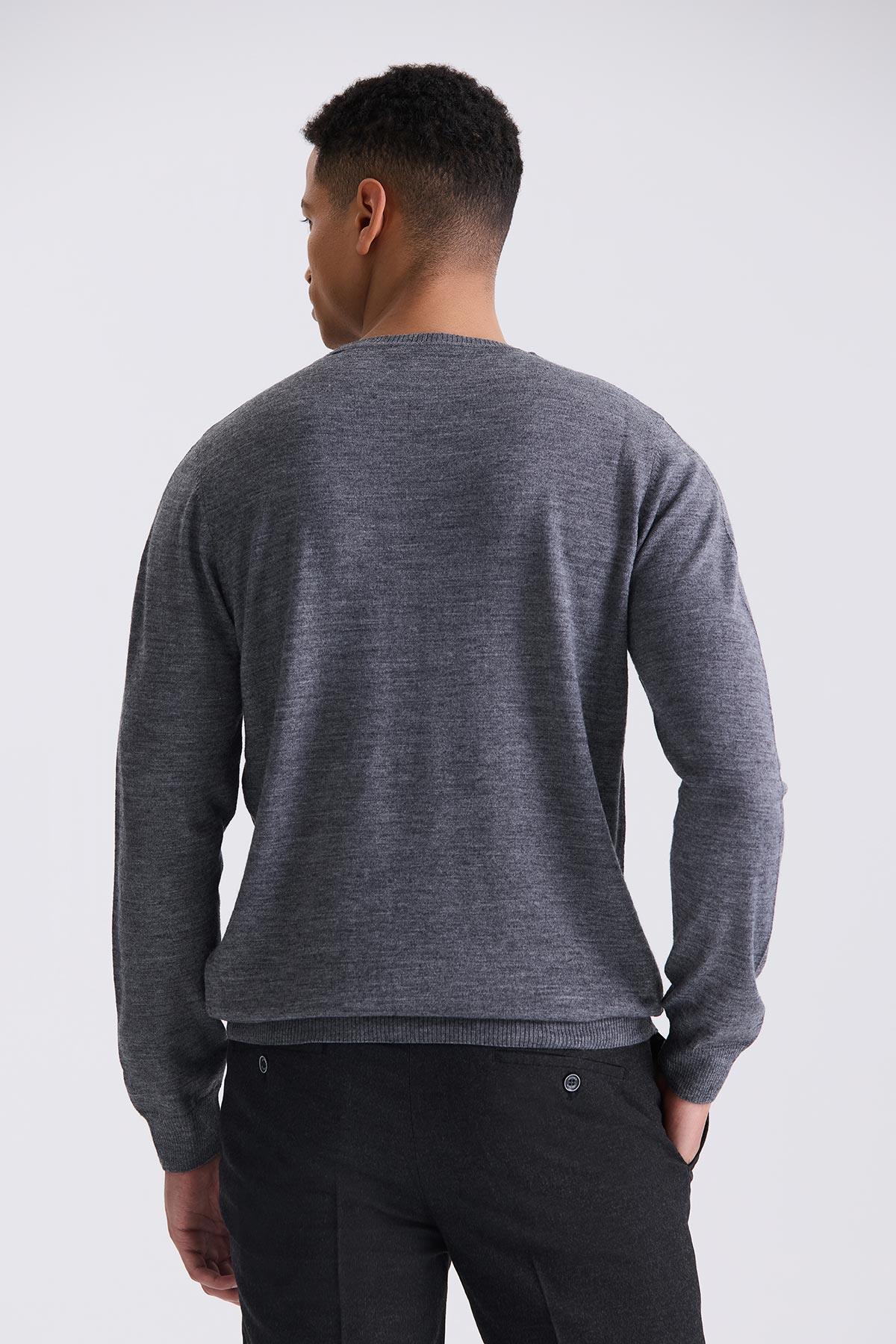 Gri Regular Fit Bisiklet Yaka Triko Kazak