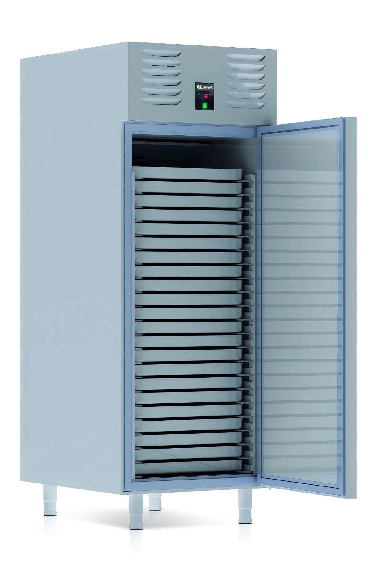 Iceinox Dik Tip Patiseri Buzdolabı 1 Kapılı 60x80 Tepsi Kapasiteli 730 Lt