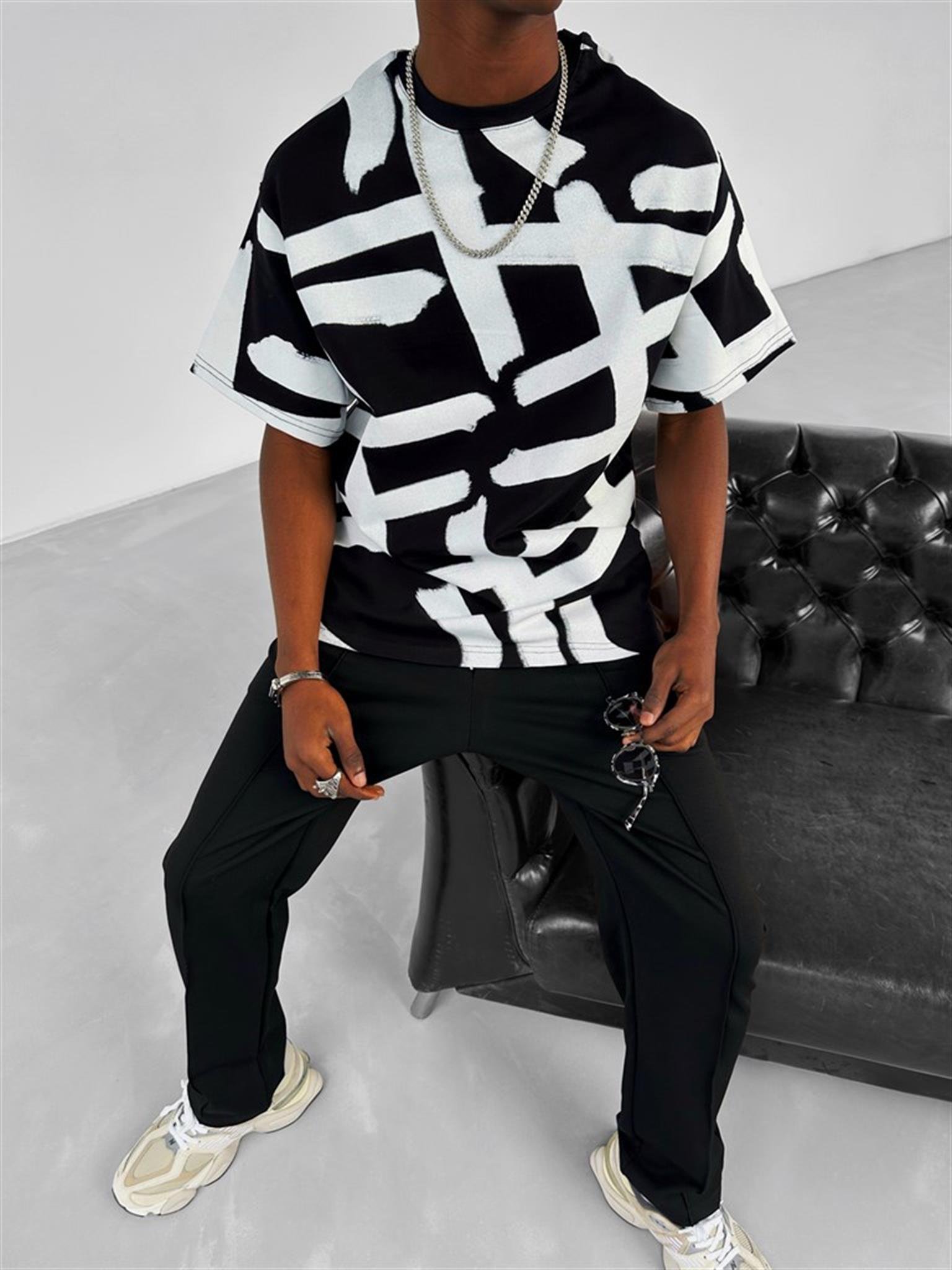 Erkek Desenli Oversize T-Shirt Siyah