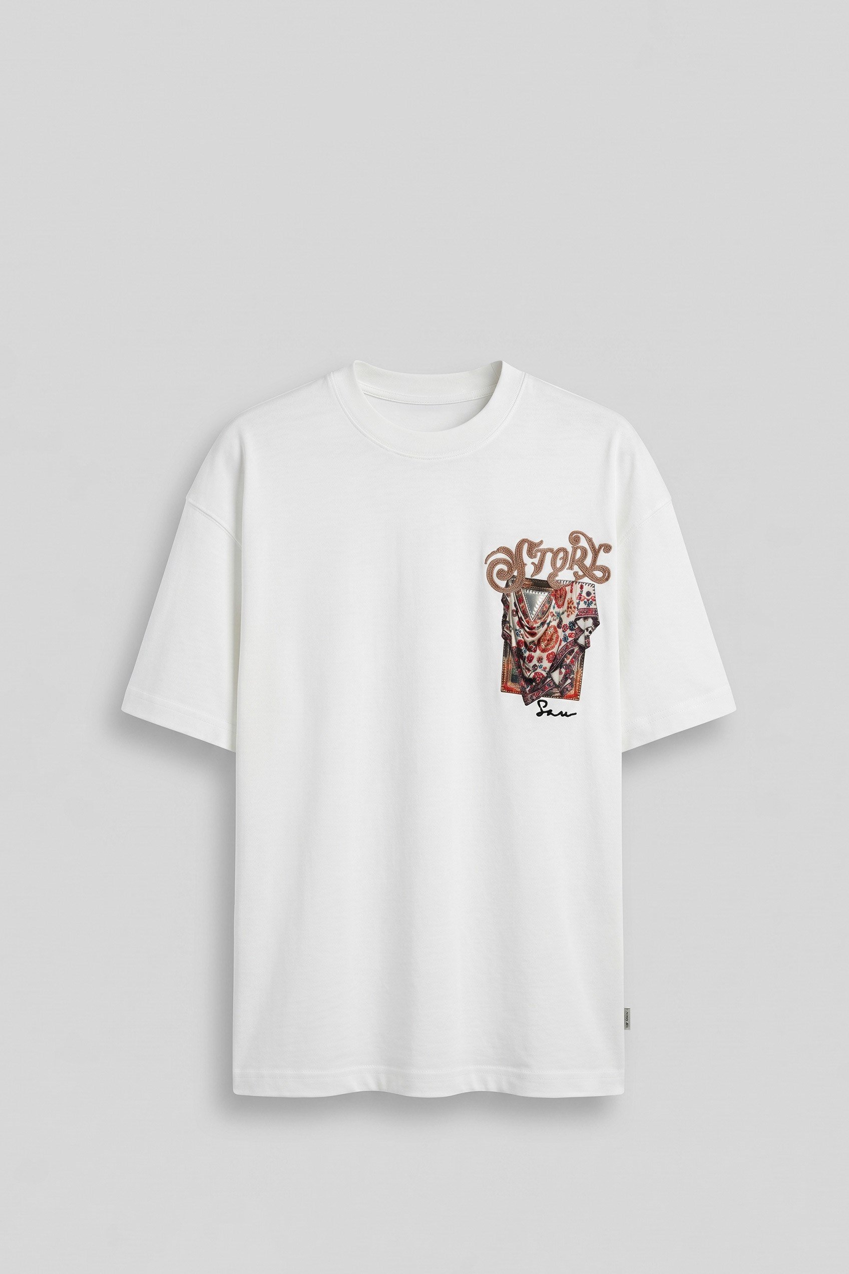 Erkek Oversize Etnik Desenli 3D Sırt Baskılı T-Shirt Beyaz