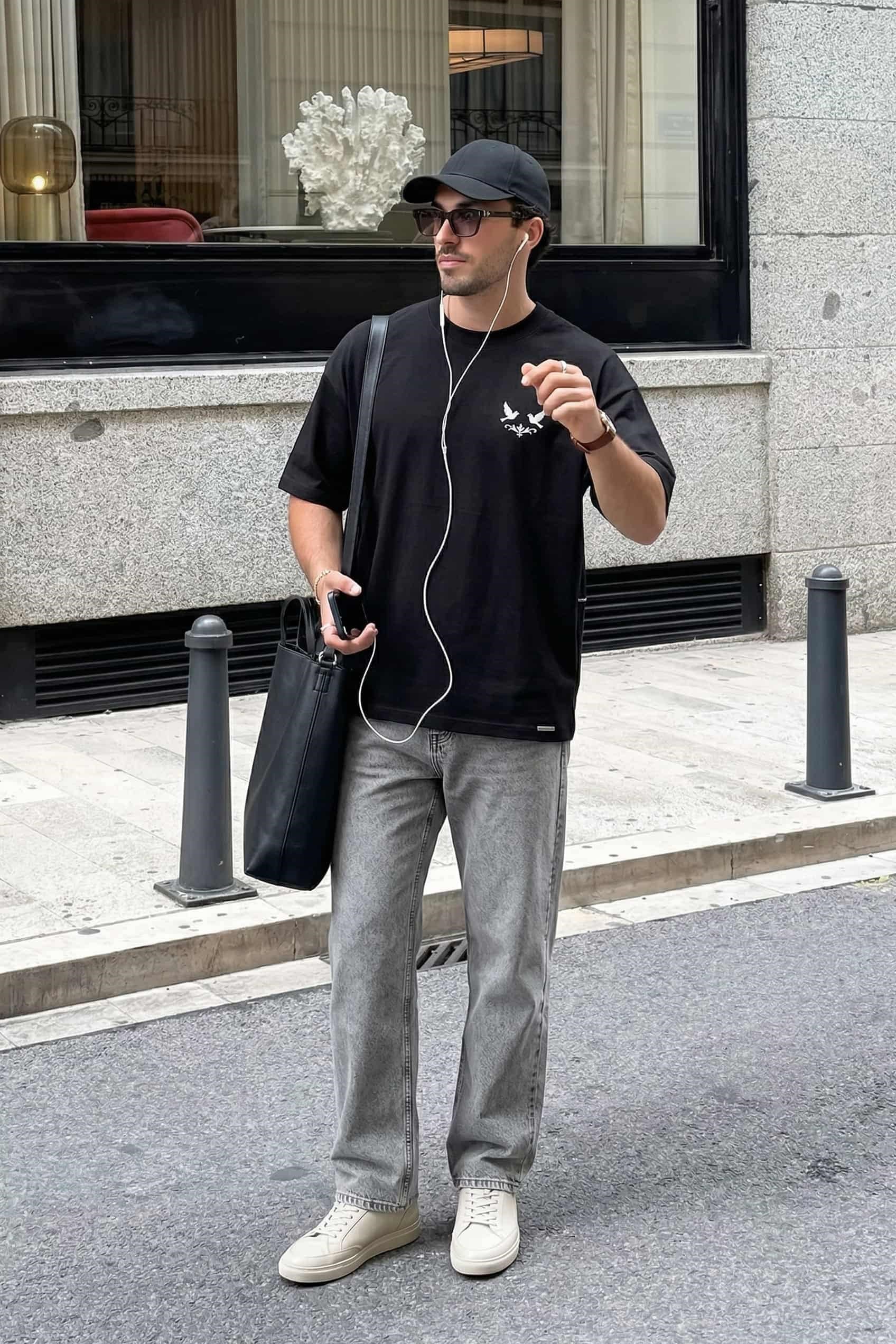 Erkek Oversize Fermuar Detaylı Minimal Nakışlı T-Shirt Siyah