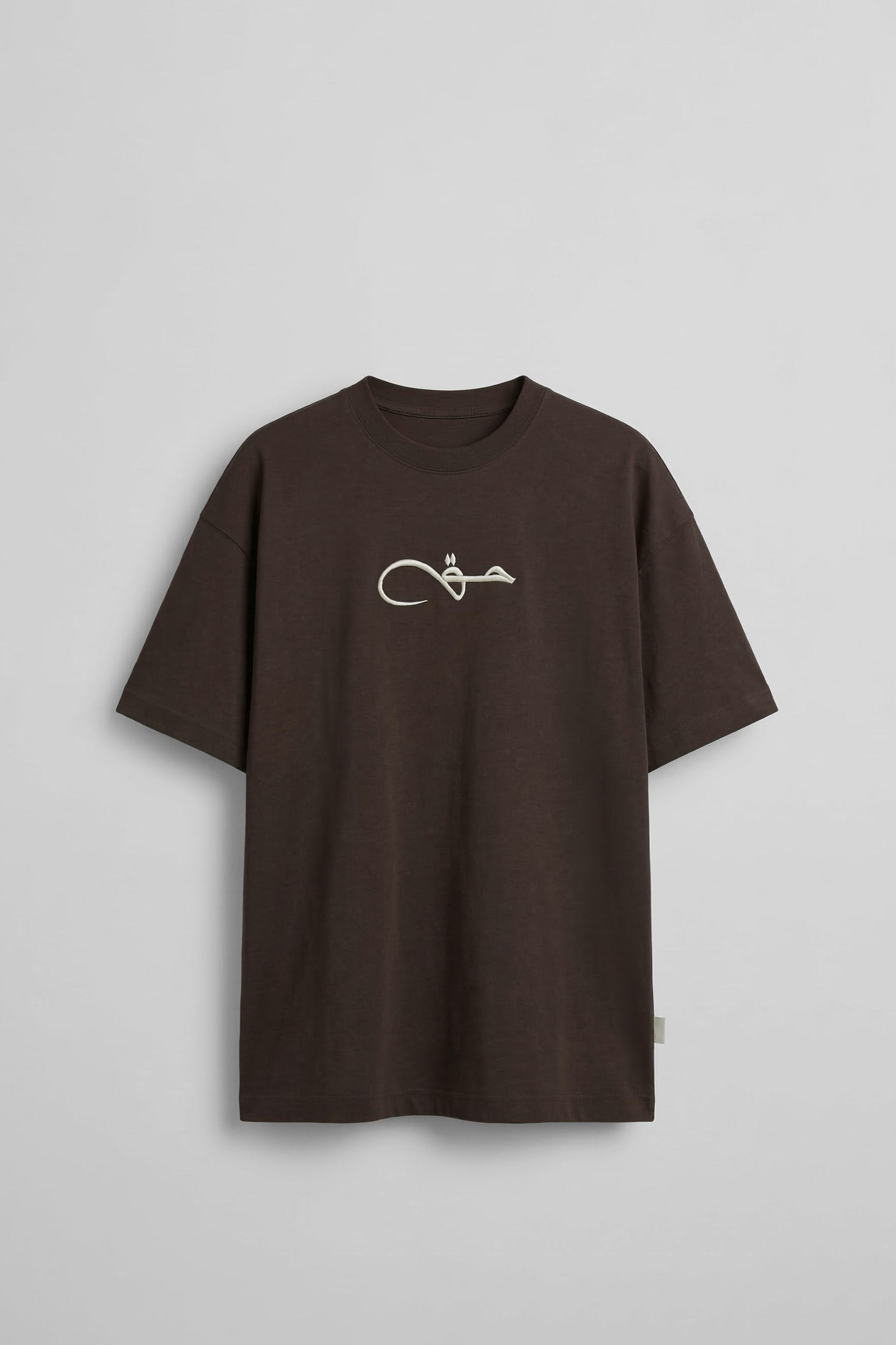 Erkek Oversize Nakışlı Halı Desenli Sırt Baskılı T-Shirt Kahverengi