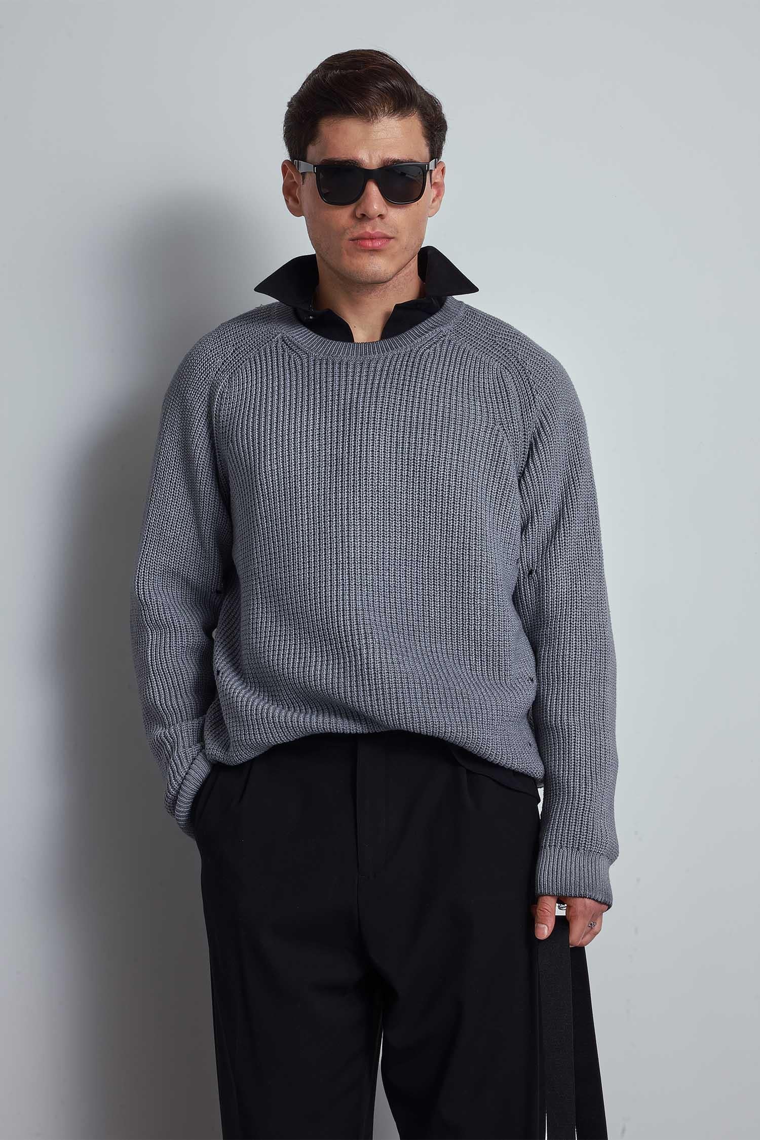 Erkek Oversize Yıkamalı Distressed Triko Kazak Gri