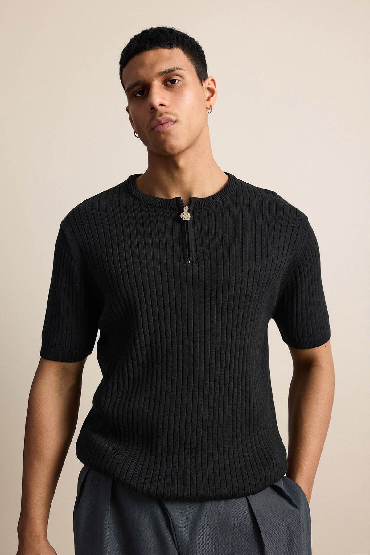 Erkek Regular Fit  Premium Fitilli Triko T-Shirt Siyah