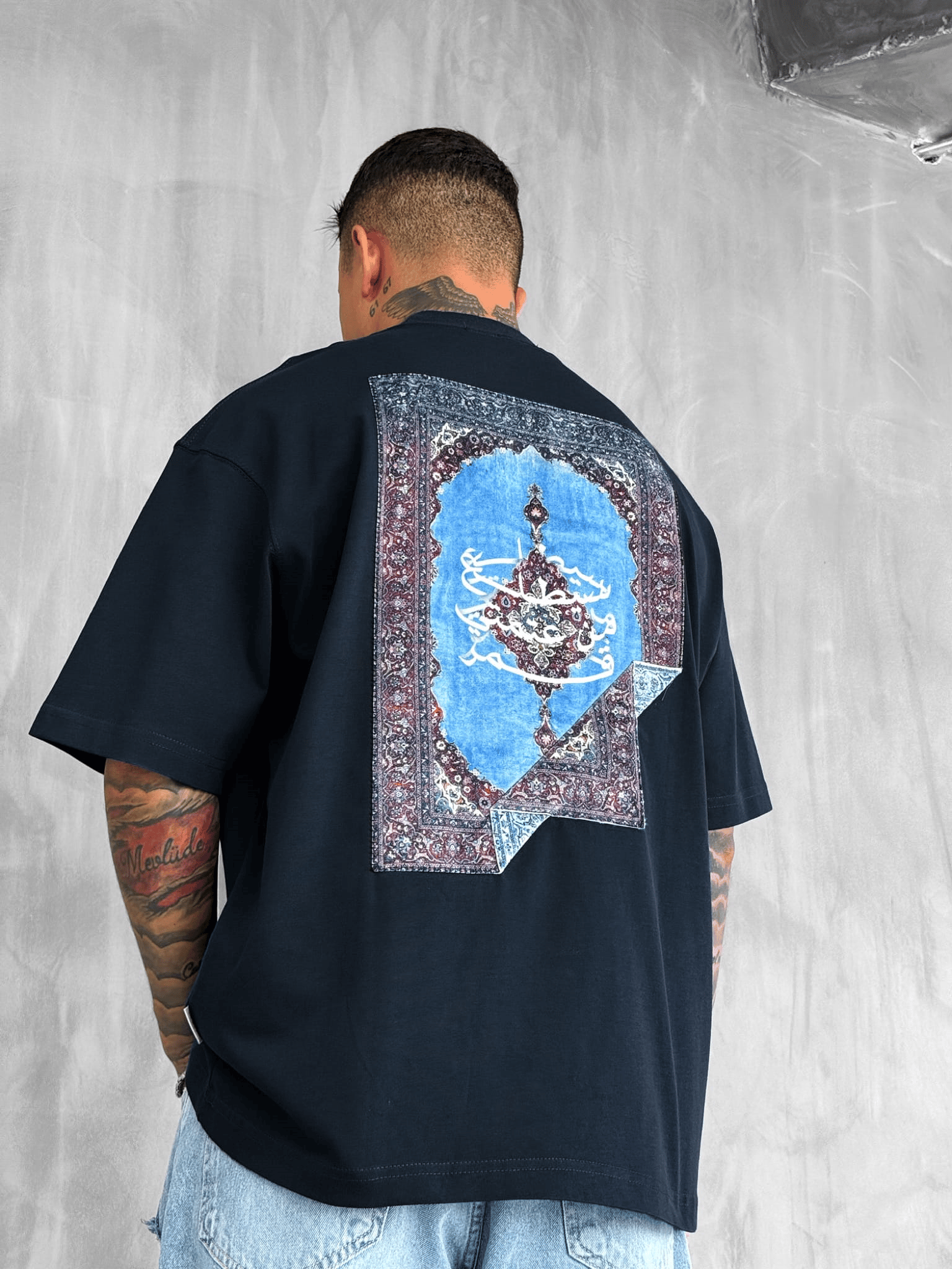Erkek Sırtı Yamalı Oversize T-Shirt Lacivert