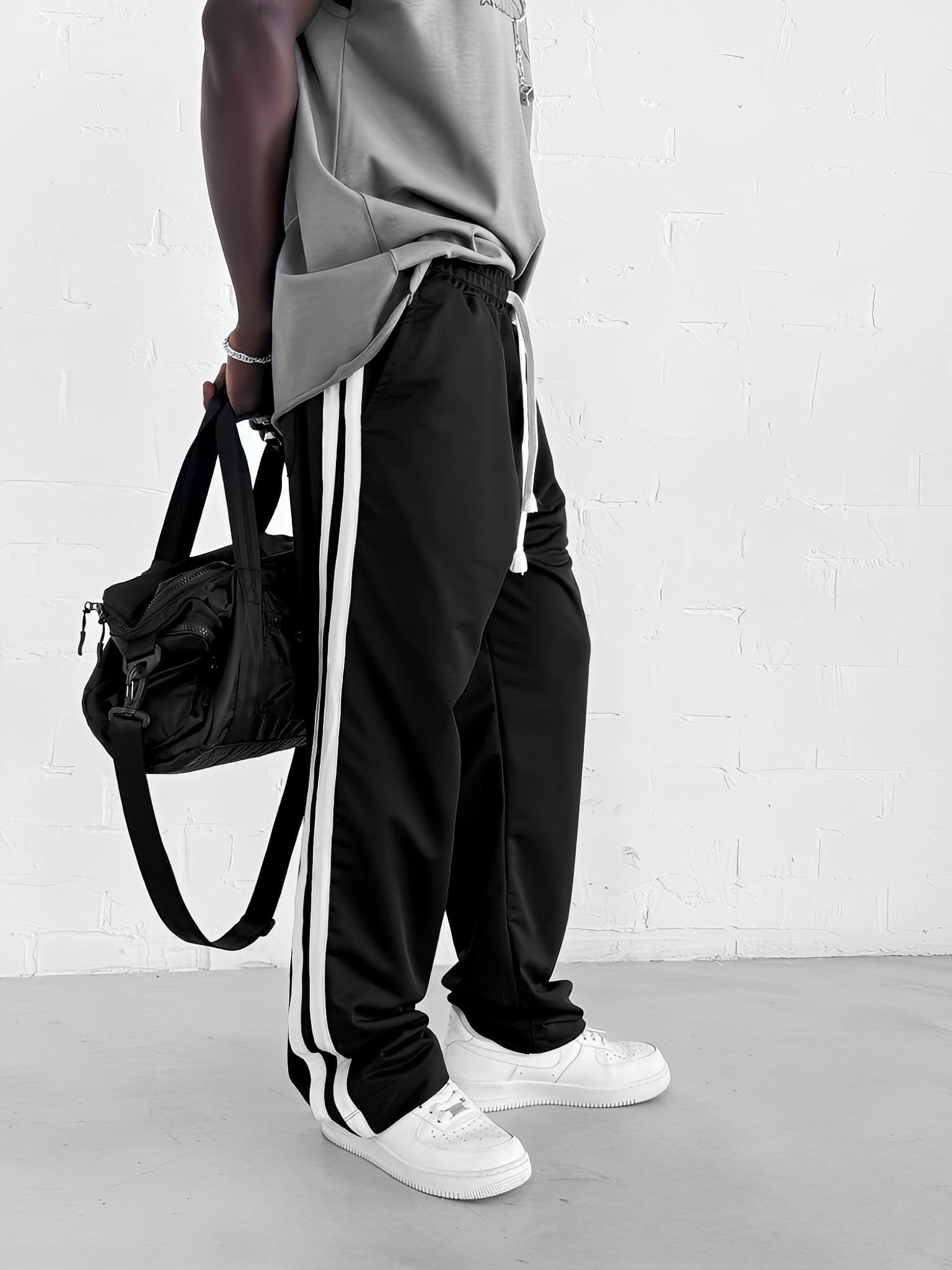Erkek Baggy Fit Şeritli Eşofman Siyah