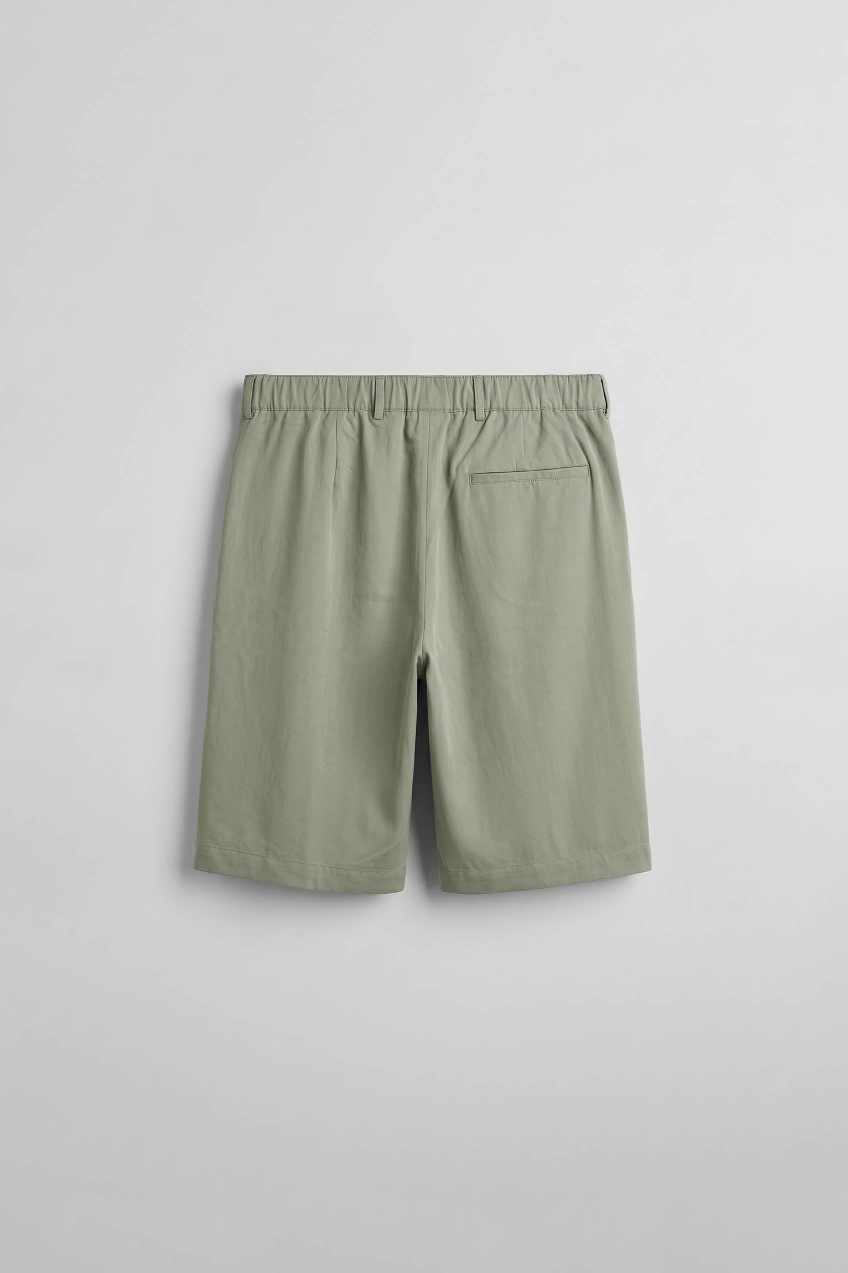 Erkek Baggy Kesim Modal Karışımlı Şort Haki Yeşil